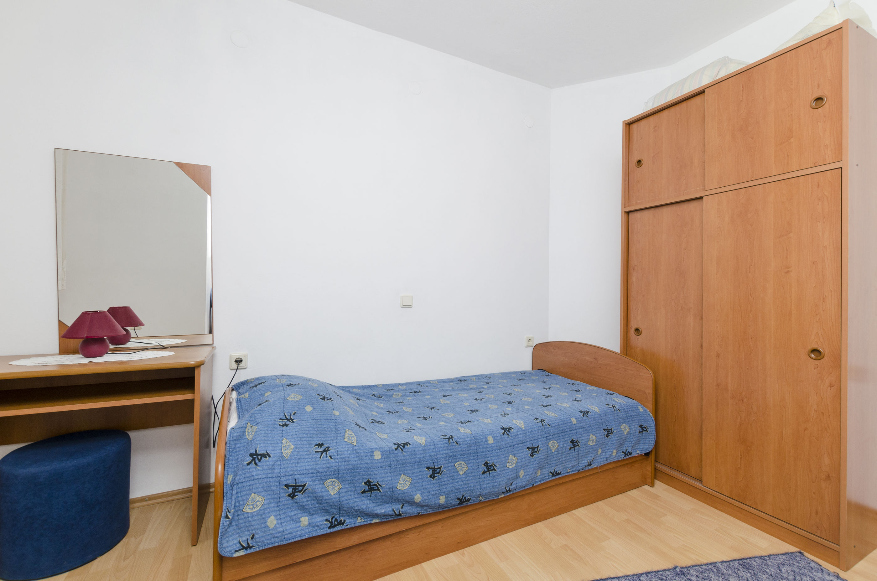 Apartments Davor 21221-A1