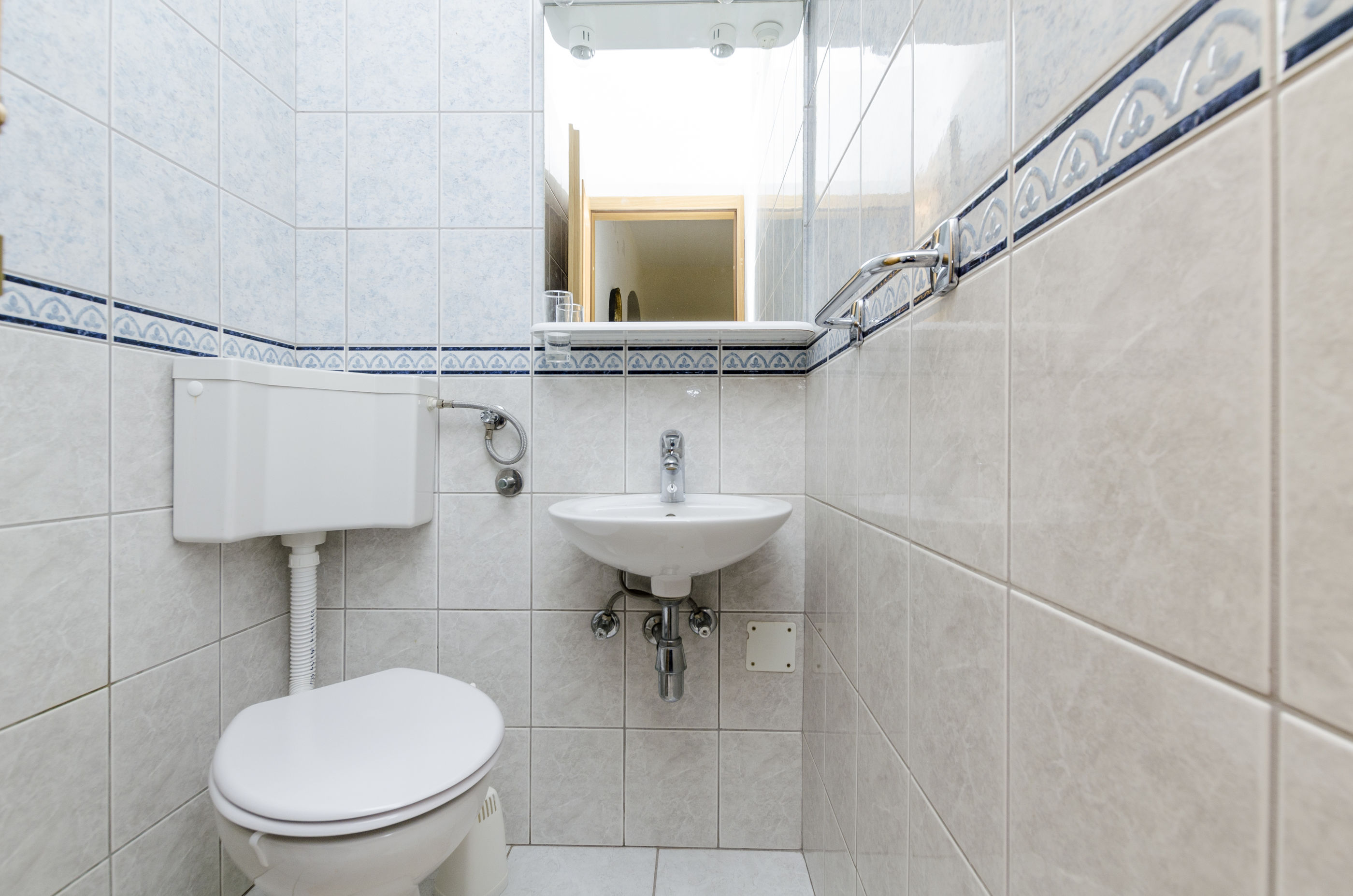 Apartments Davor 21221-A2