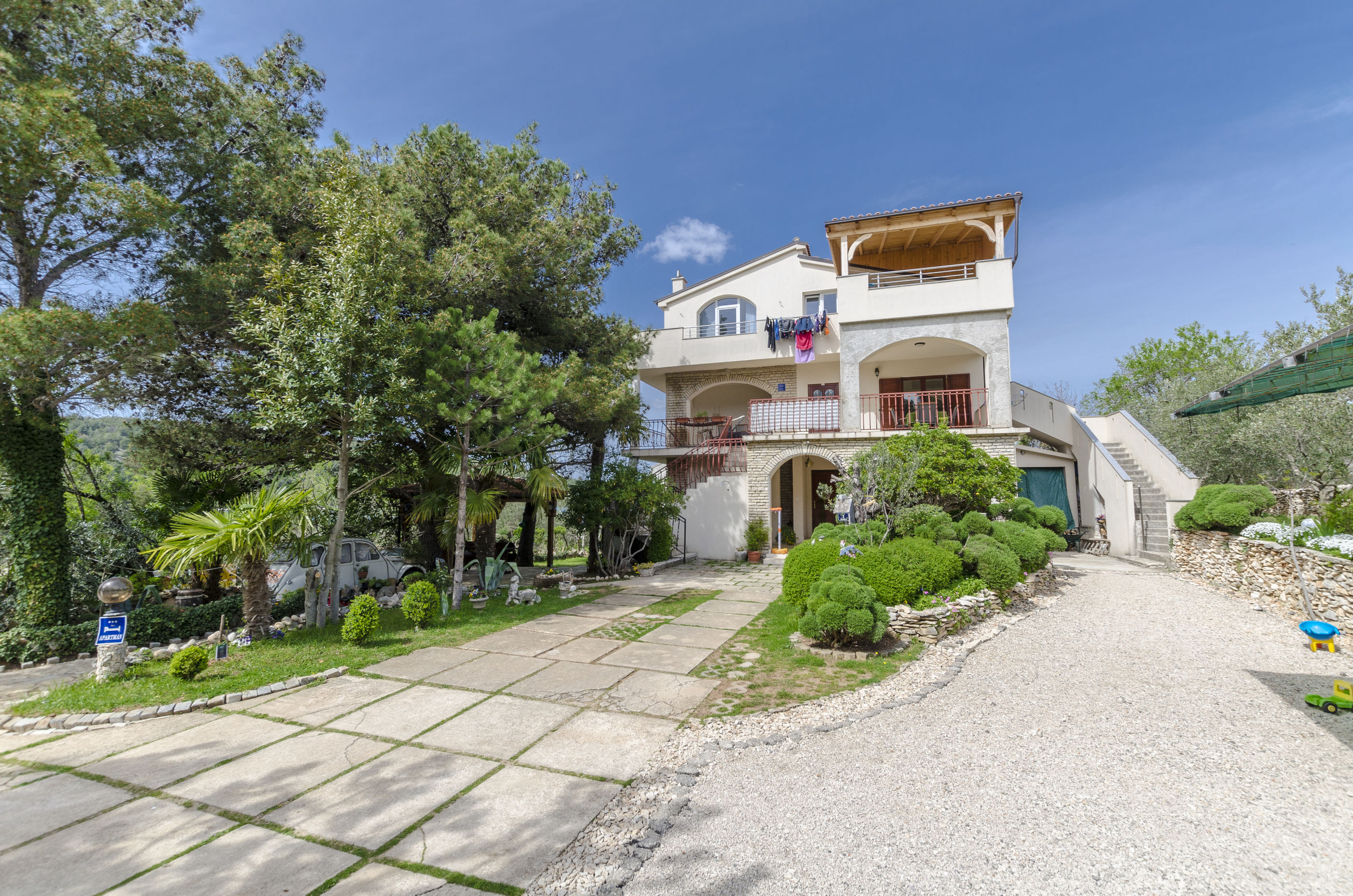 Apartments Davor 21221-A1