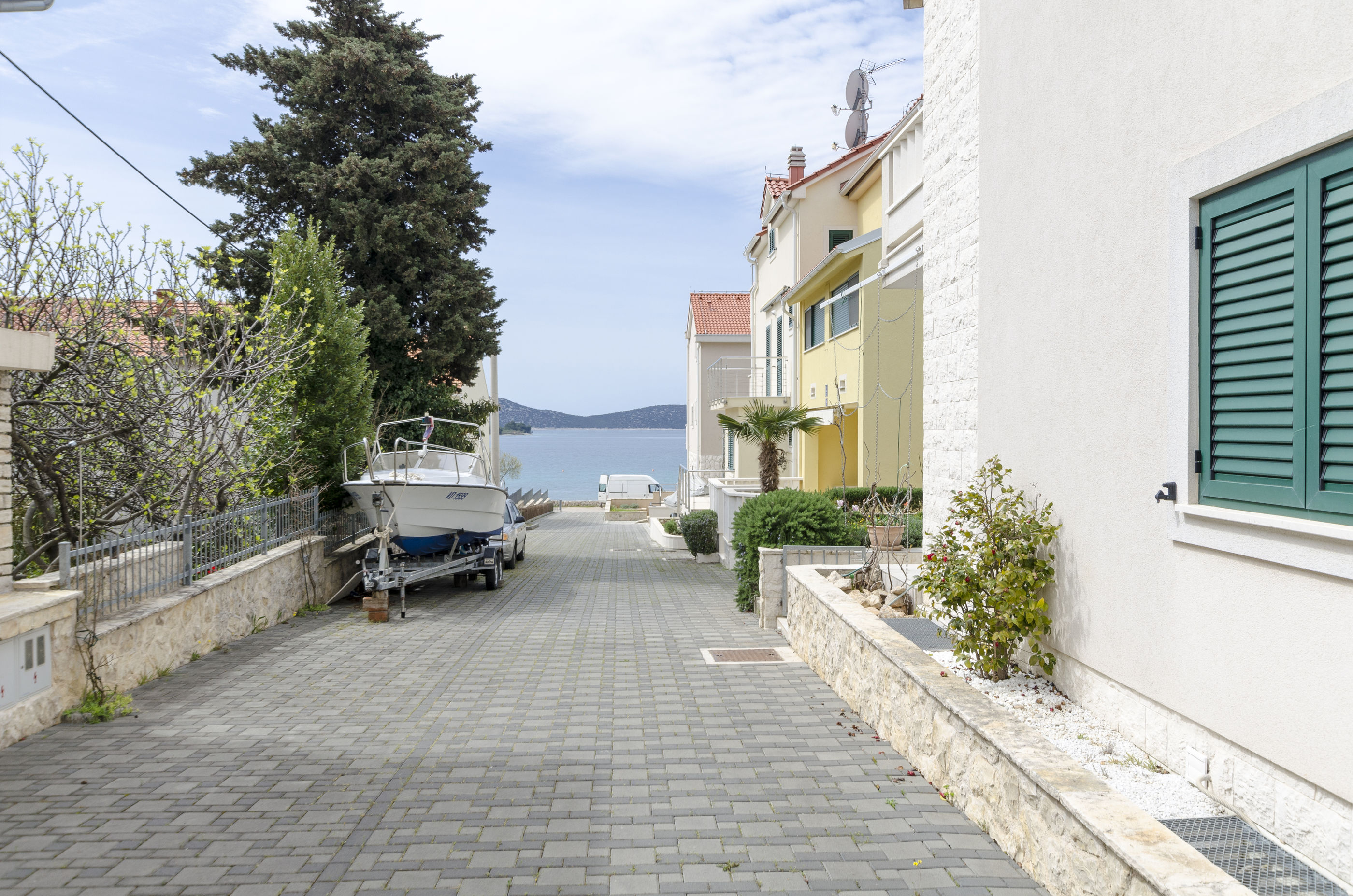 Apartments Dragica 28771-A2
