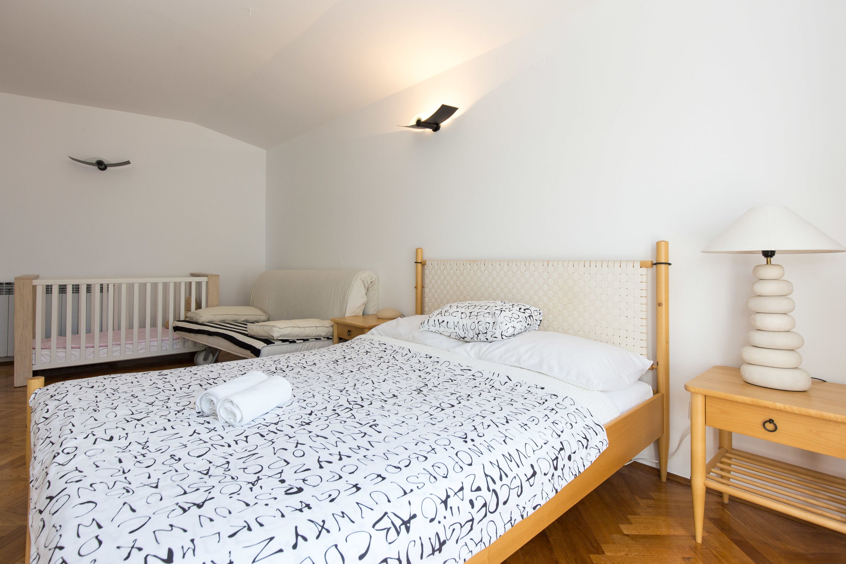 Villa Valica 62095-A1