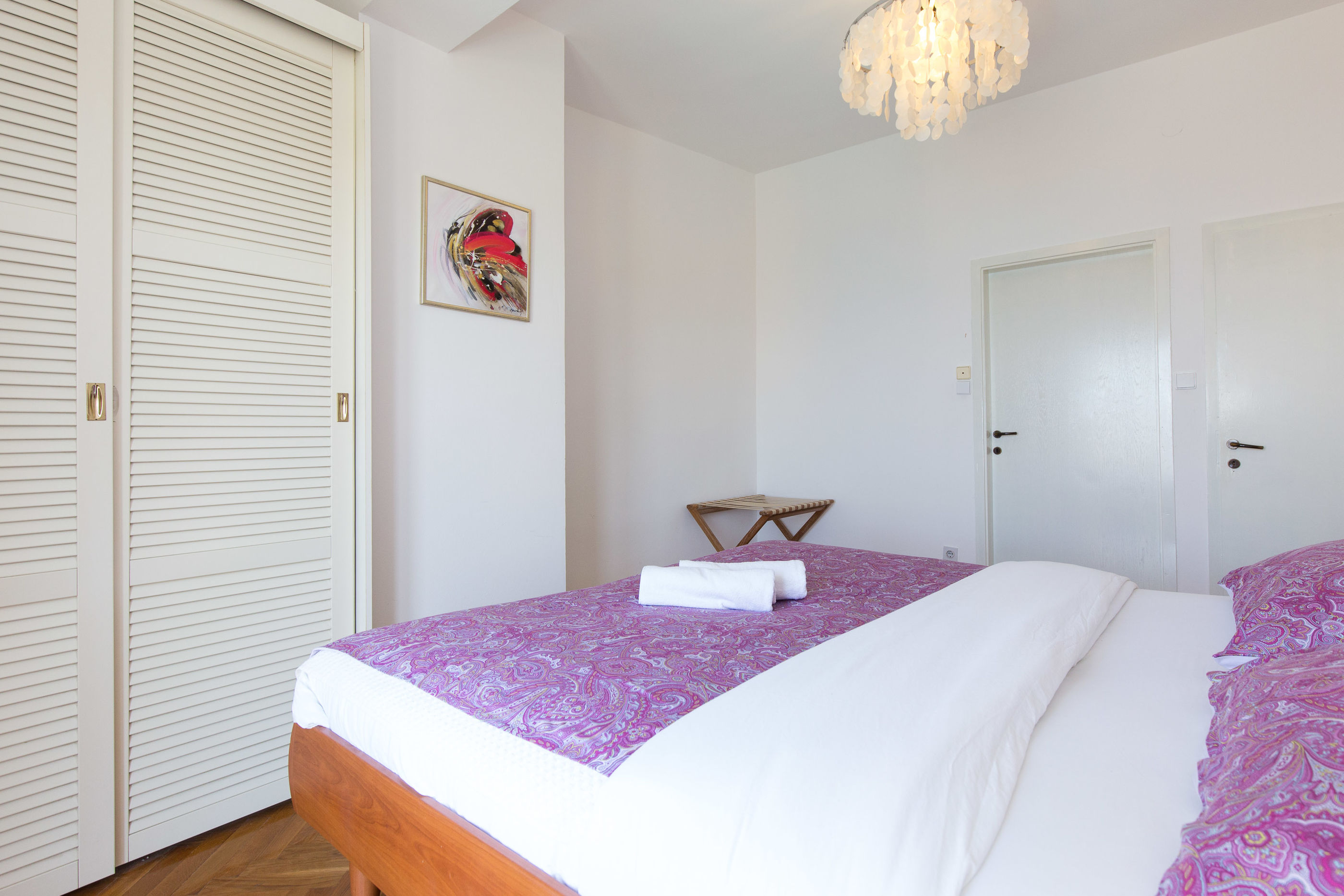 Villa Valica 62095-A1