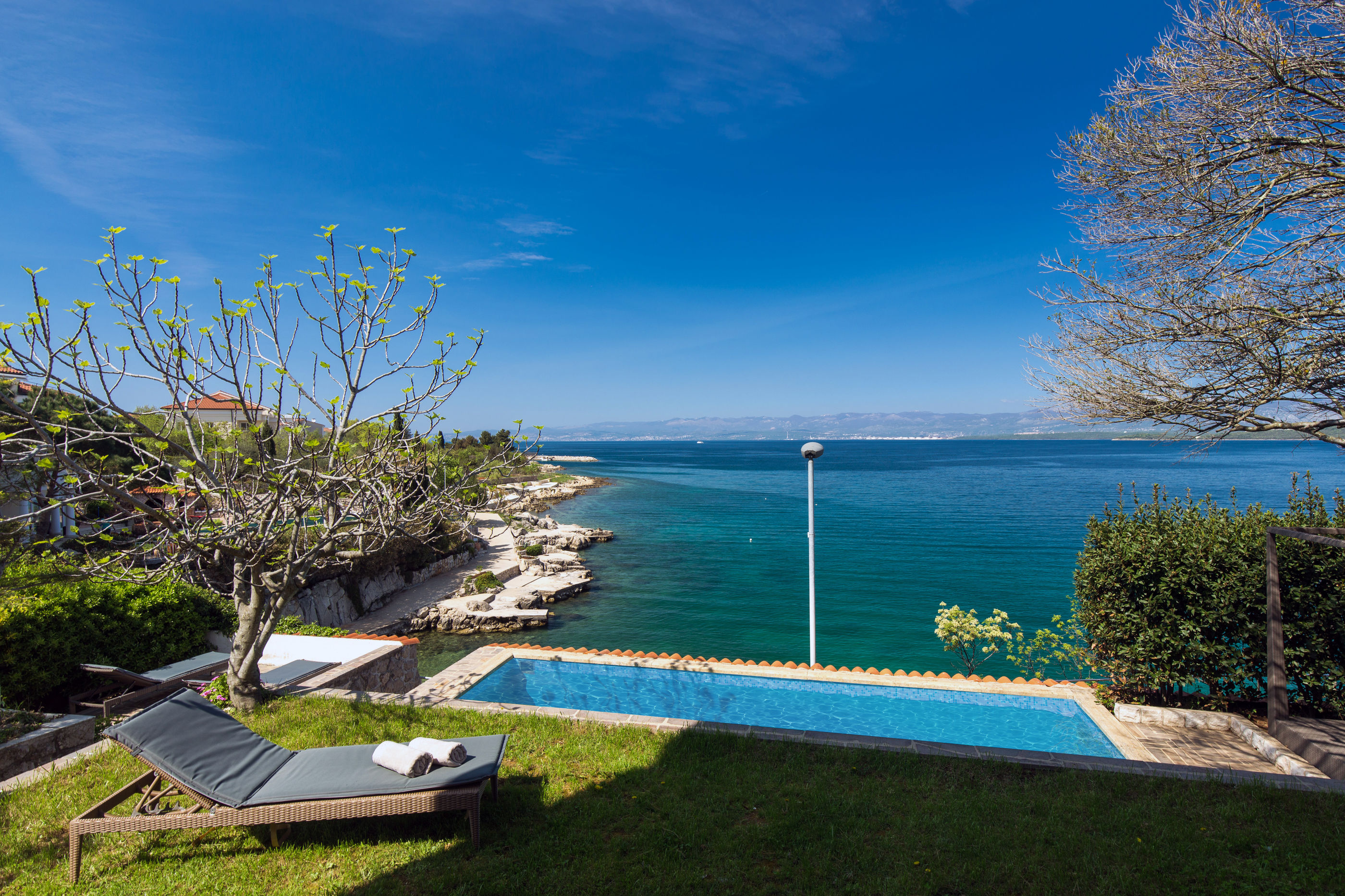 Villa Valica 62095-A1