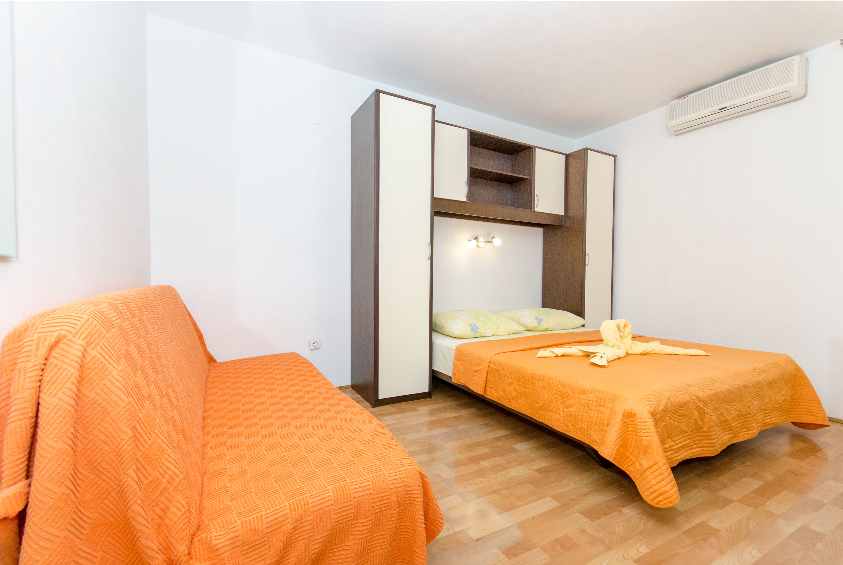 Apartments Joze 41021-A2