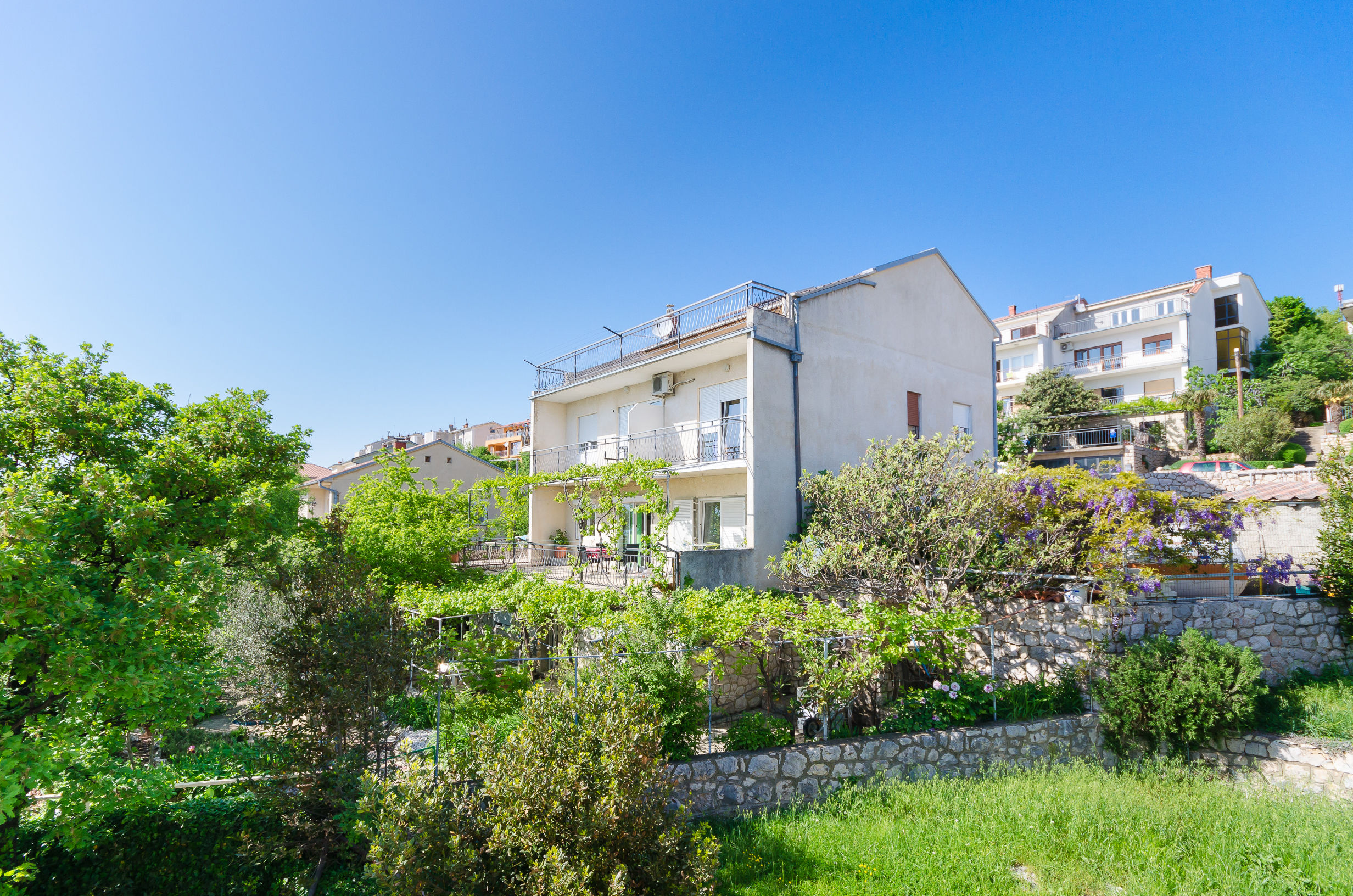 Apartments and Room Drazen 86521-A3