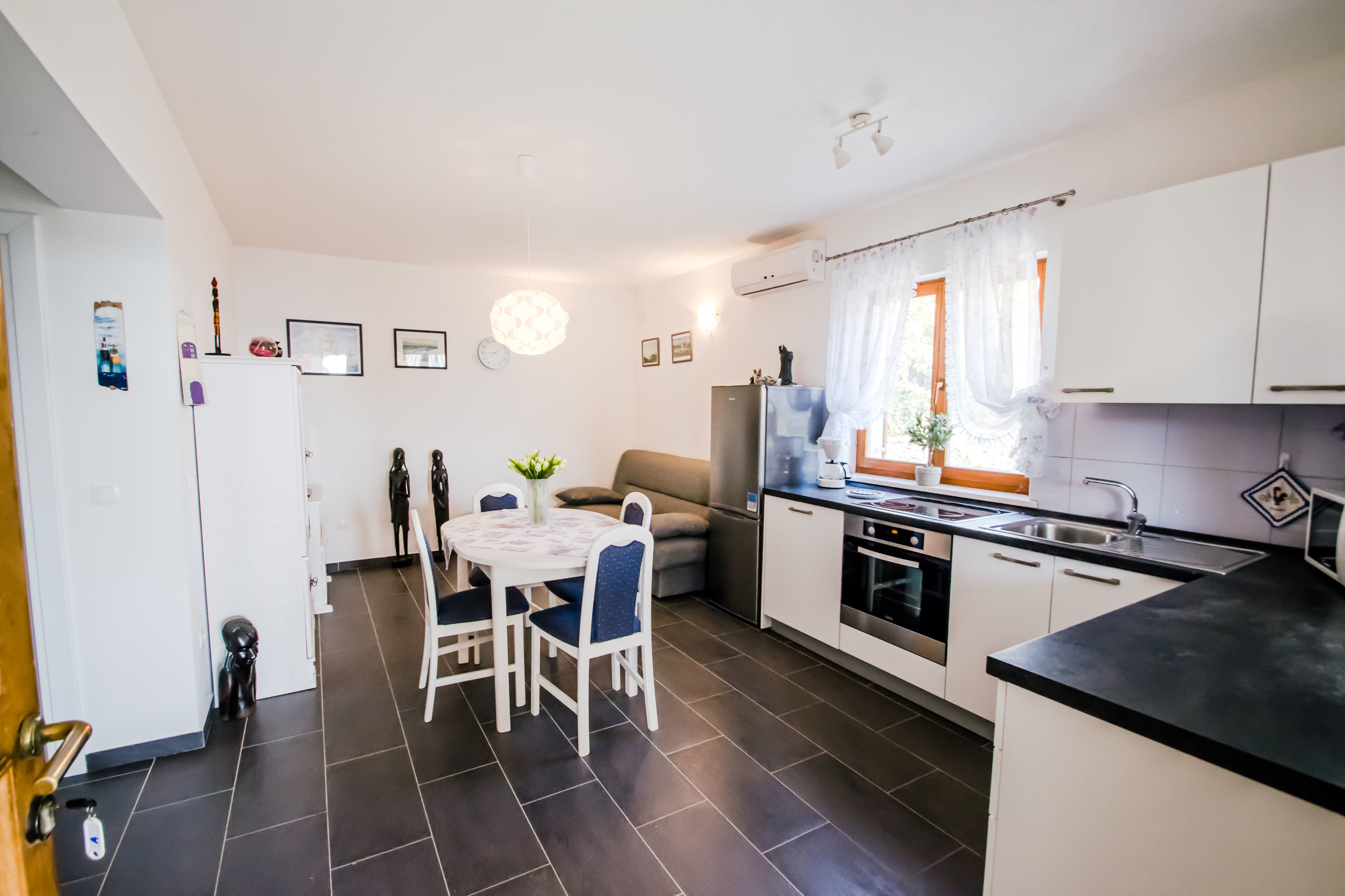 Apartments Toni 50091-A1