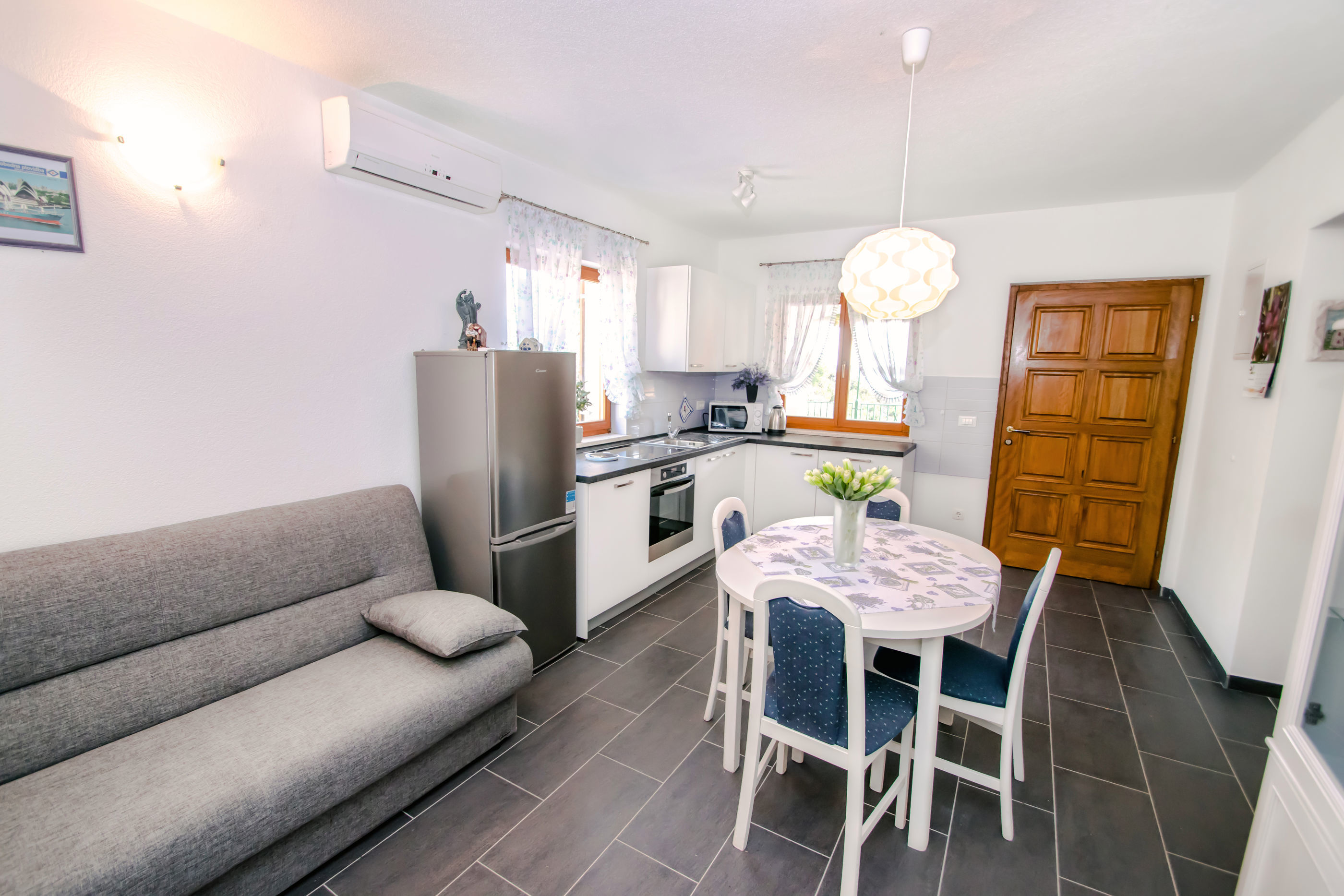 Apartments Toni 50091-A1