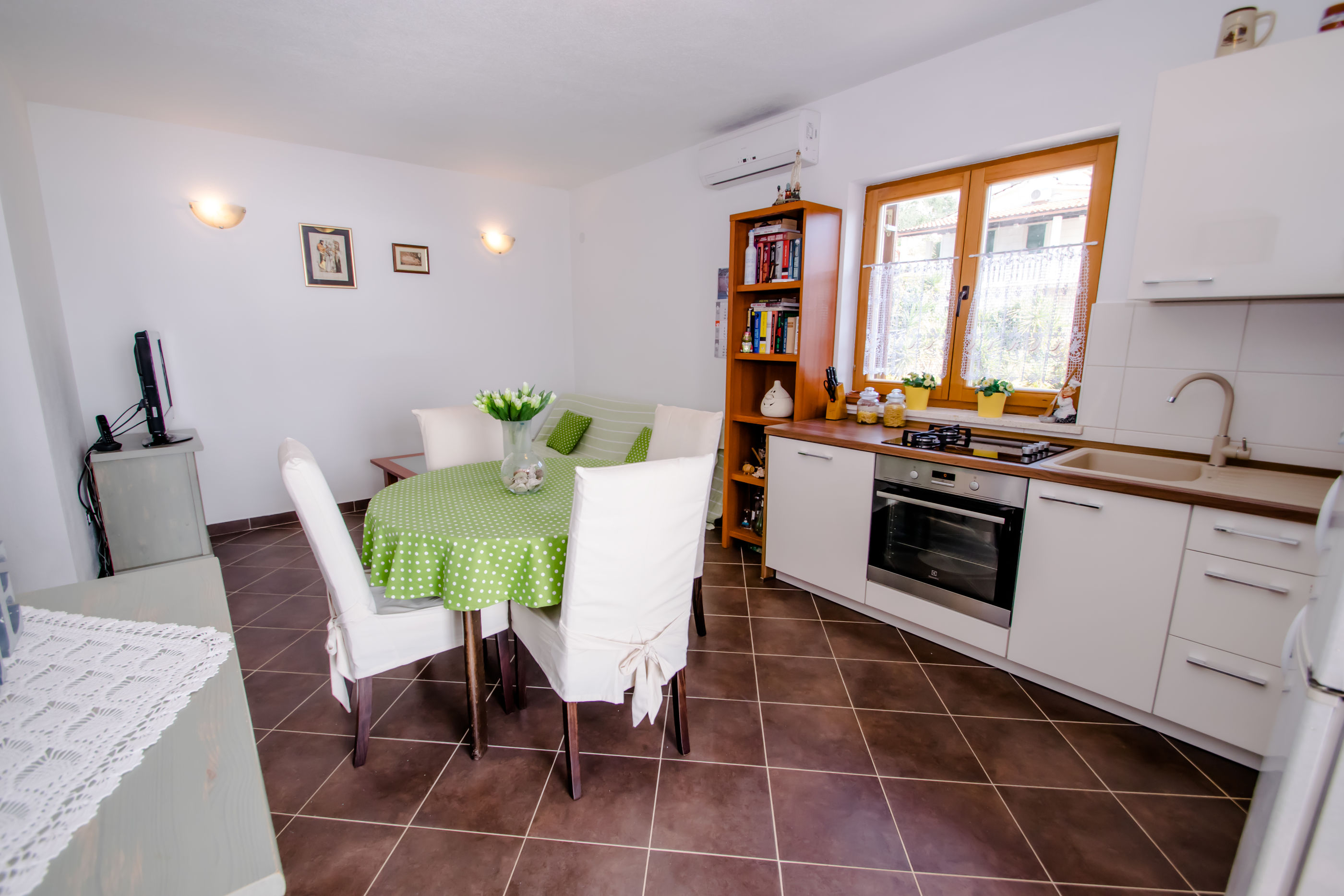 Apartments Toni 50091-A2