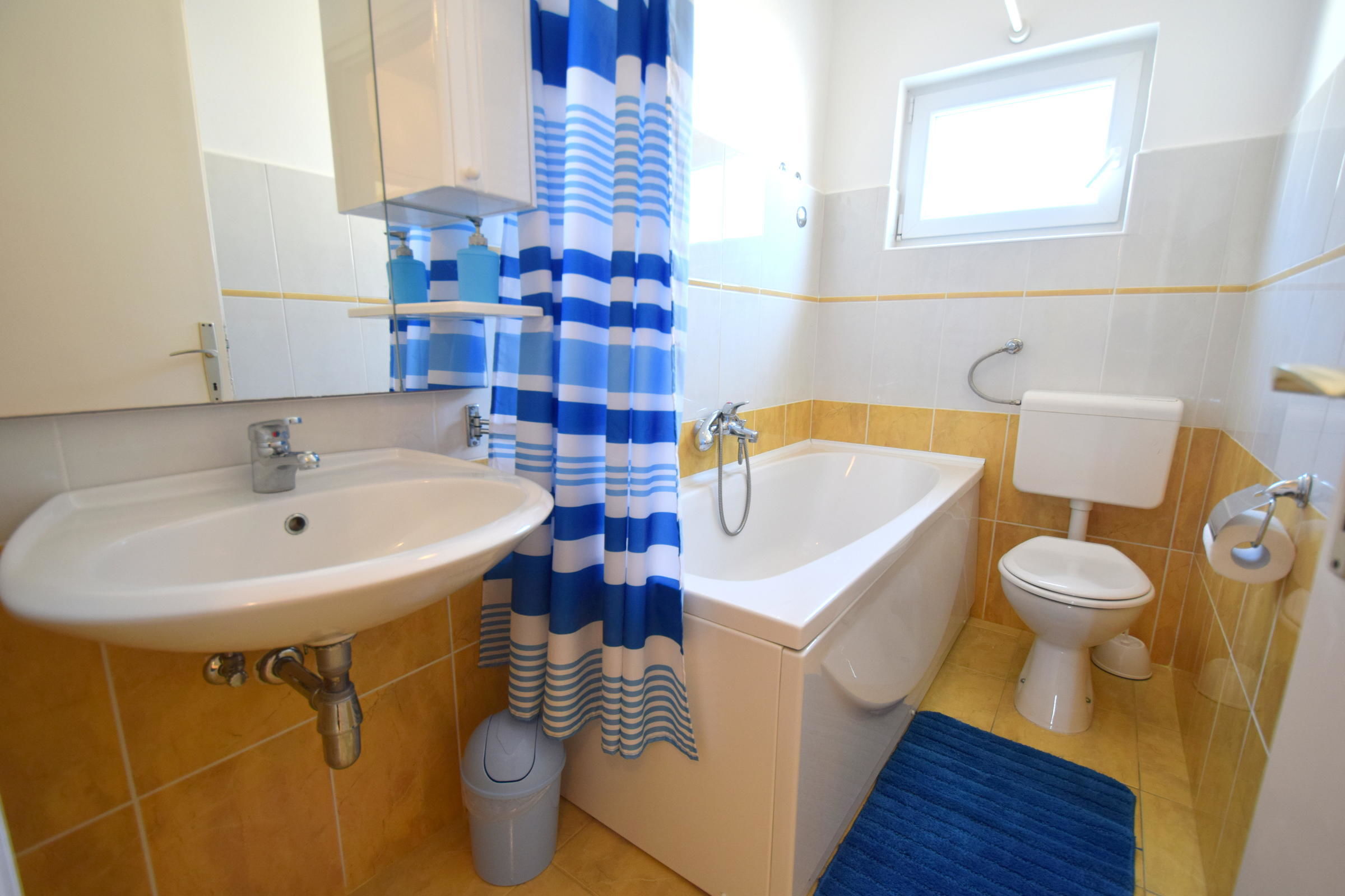Apartments Hana 62165-A1