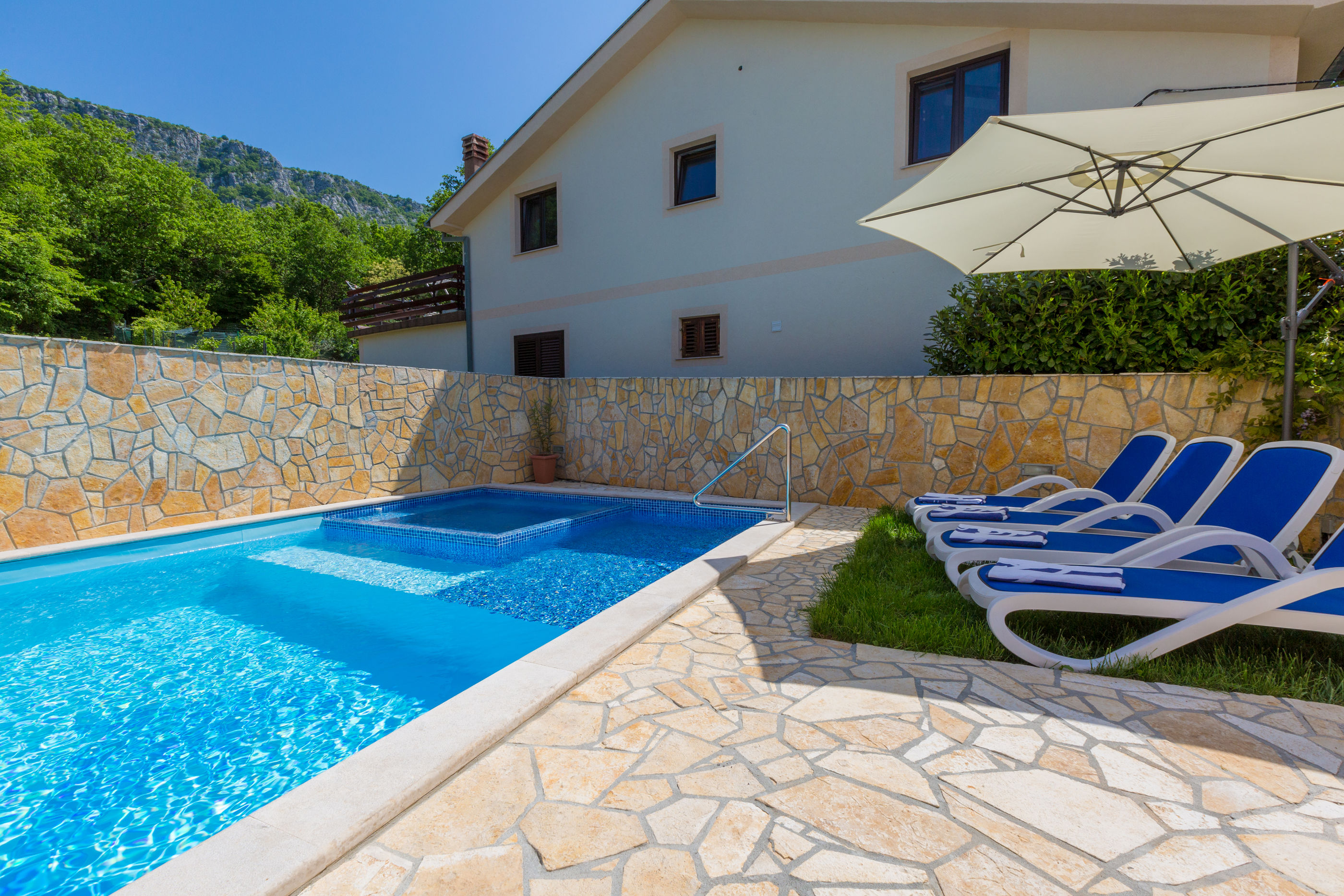 Apartment LINDA 62668-A1