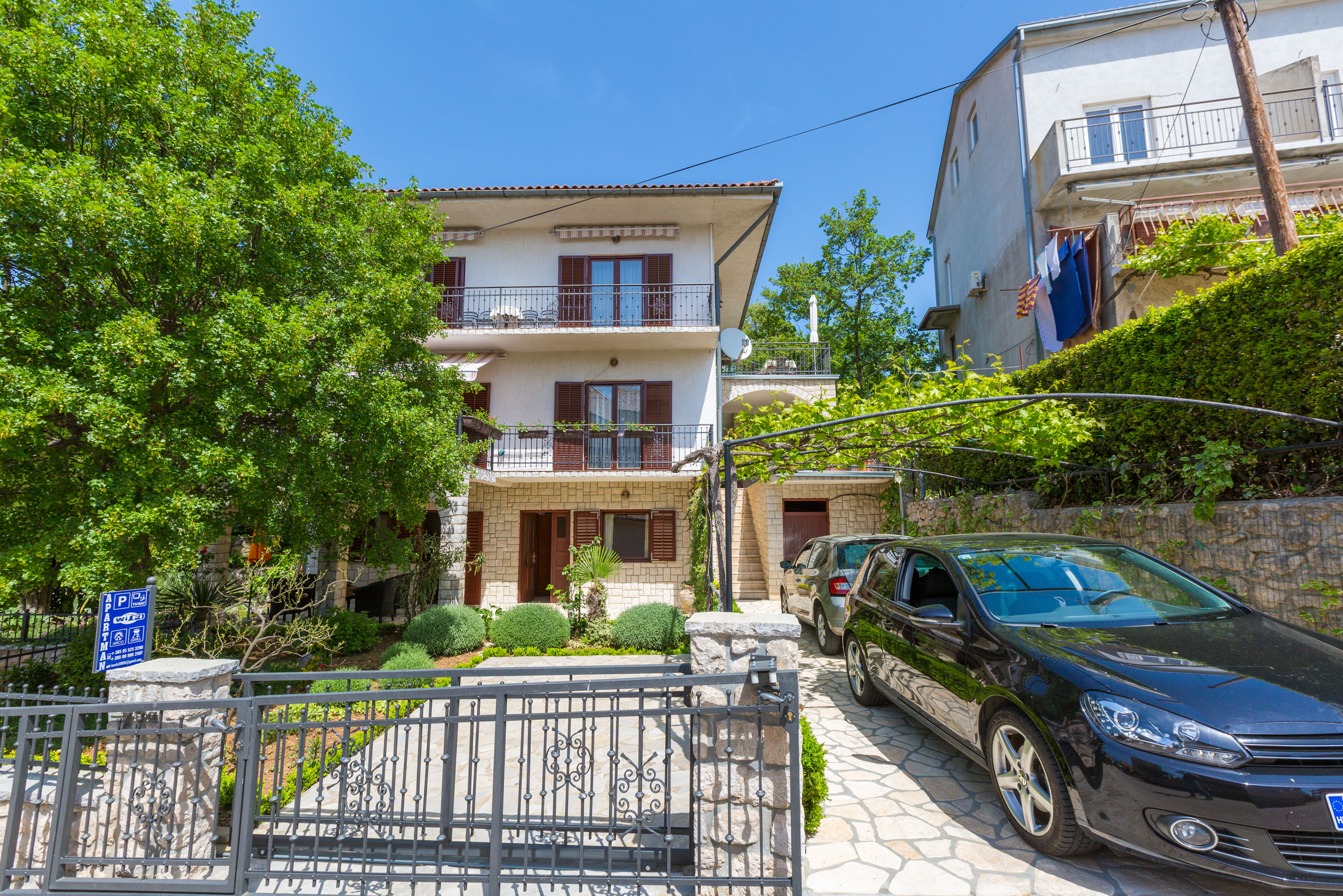 Apartments Dora 66451-A1