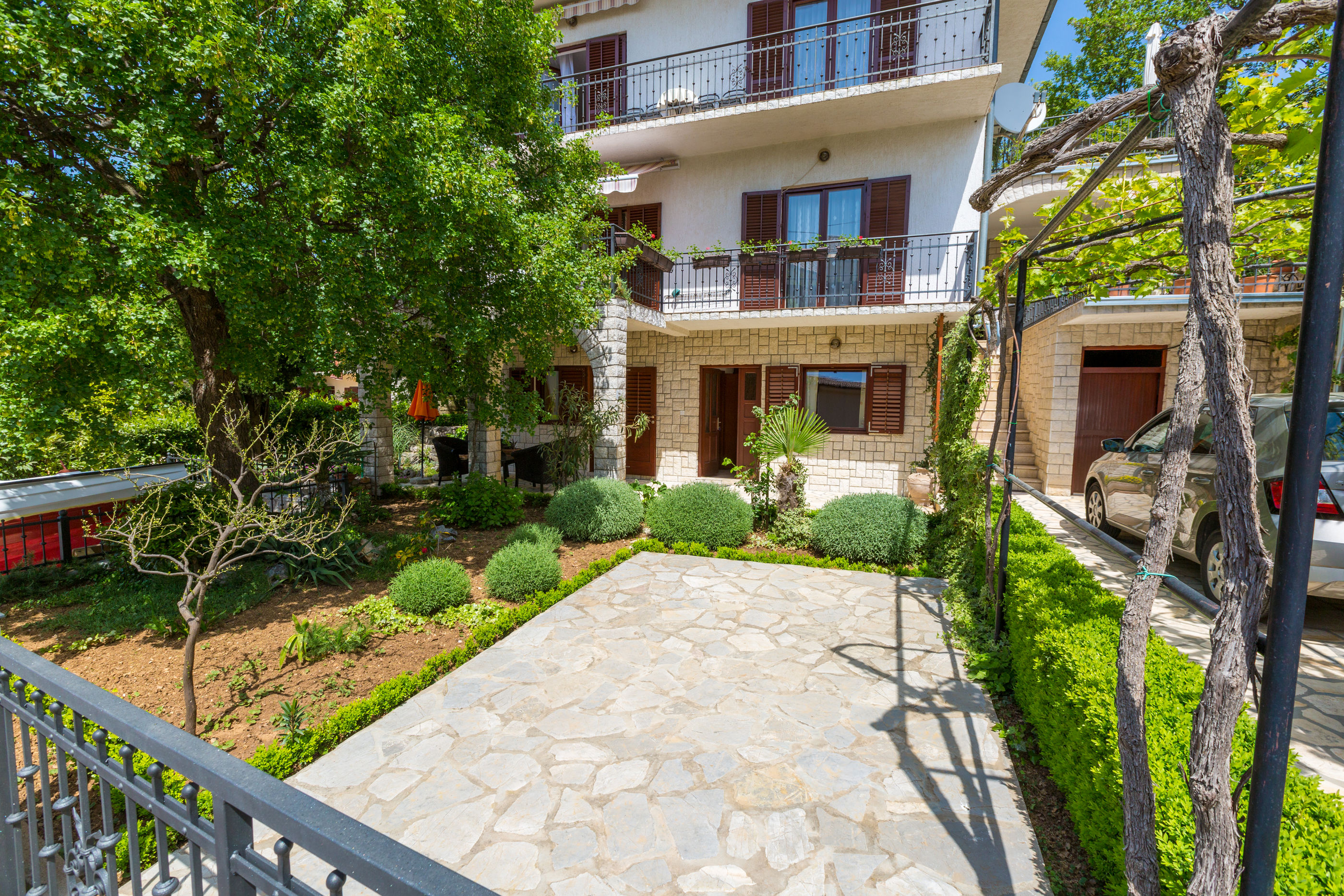 Apartments Dora 66451-A1