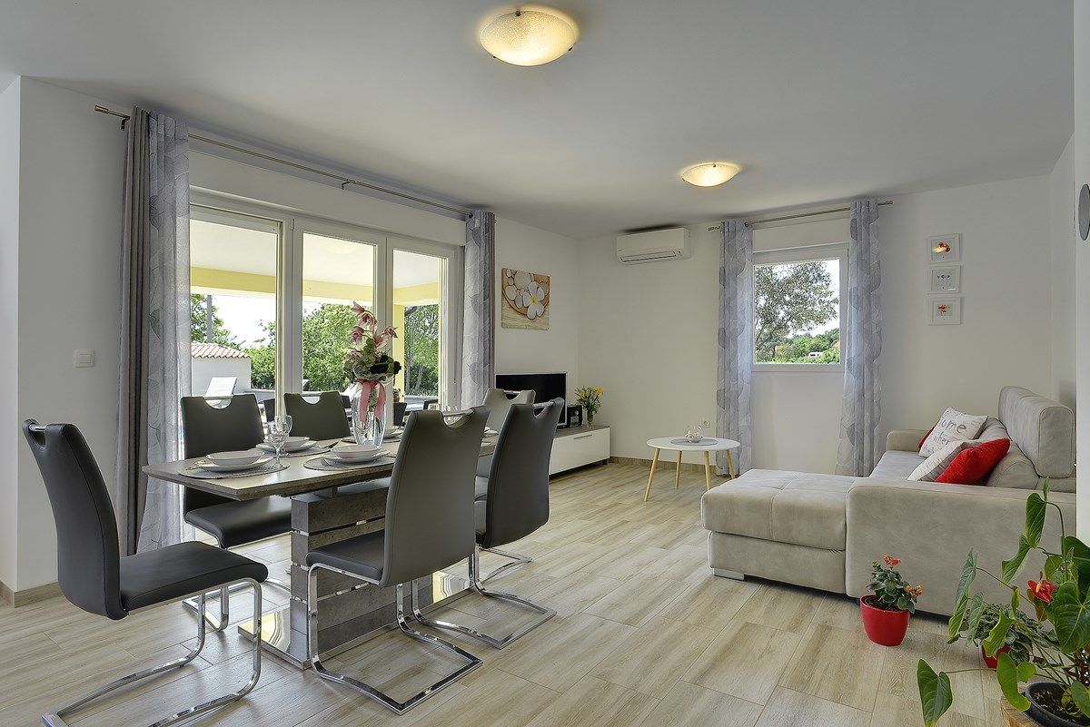 Villa Fiorina 73924-K1