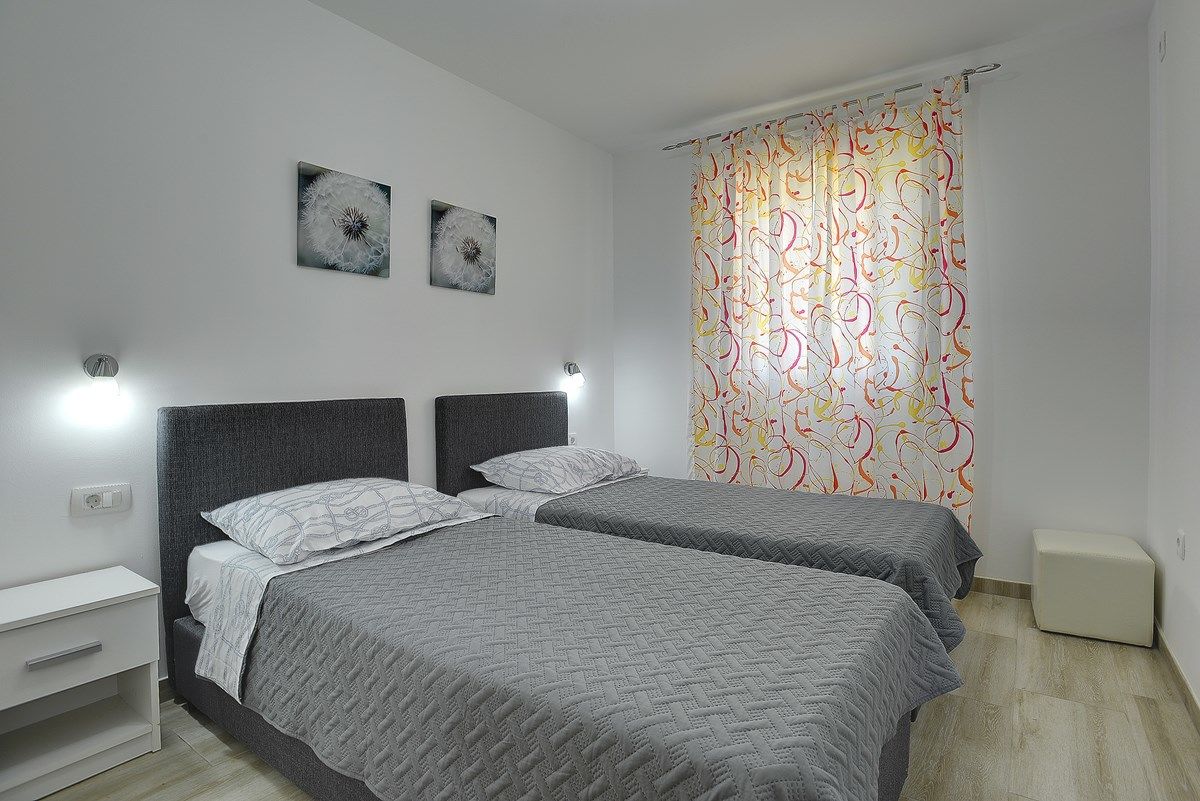 Villa Fiorina 73924-K1