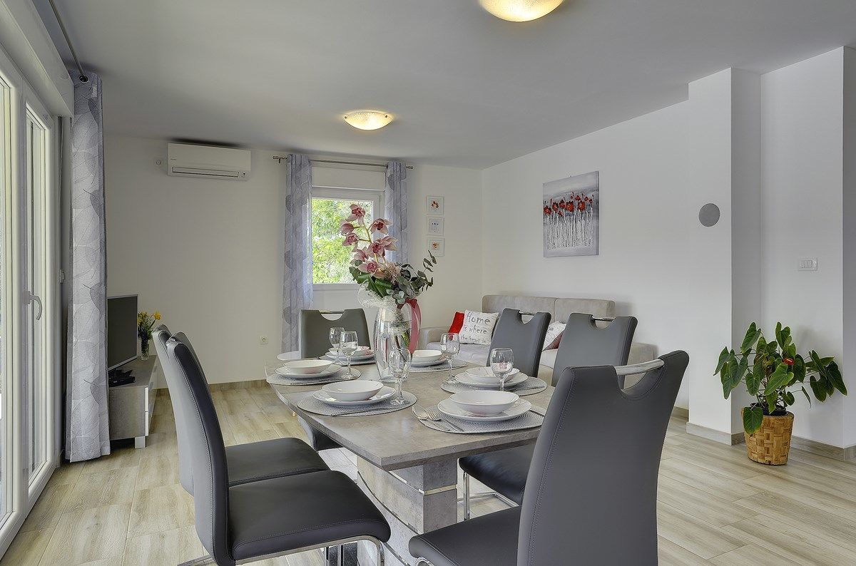 Villa Fiorina 73924-K1