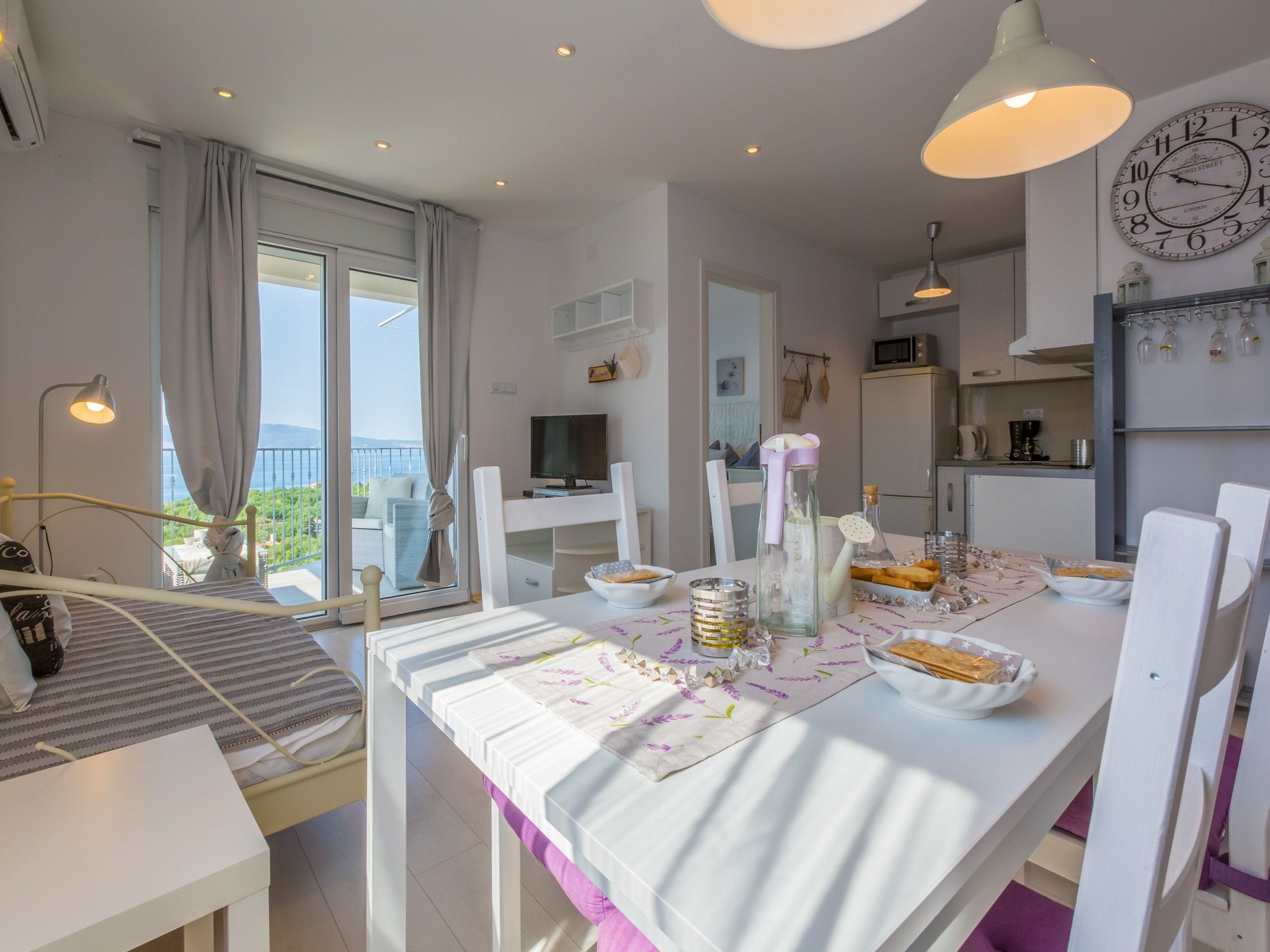 Apartments LAVARIN 62806-A1