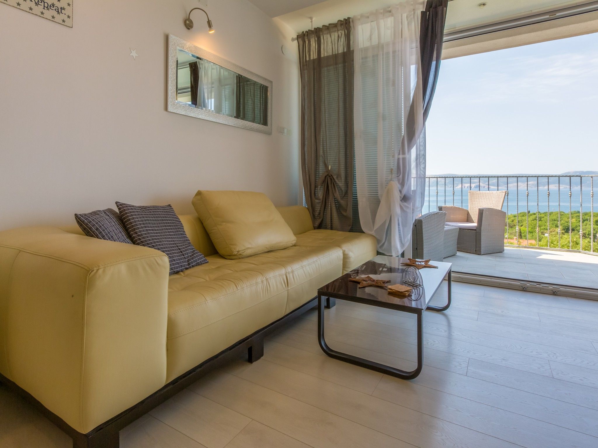 Apartments LAVARIN 62806-A2