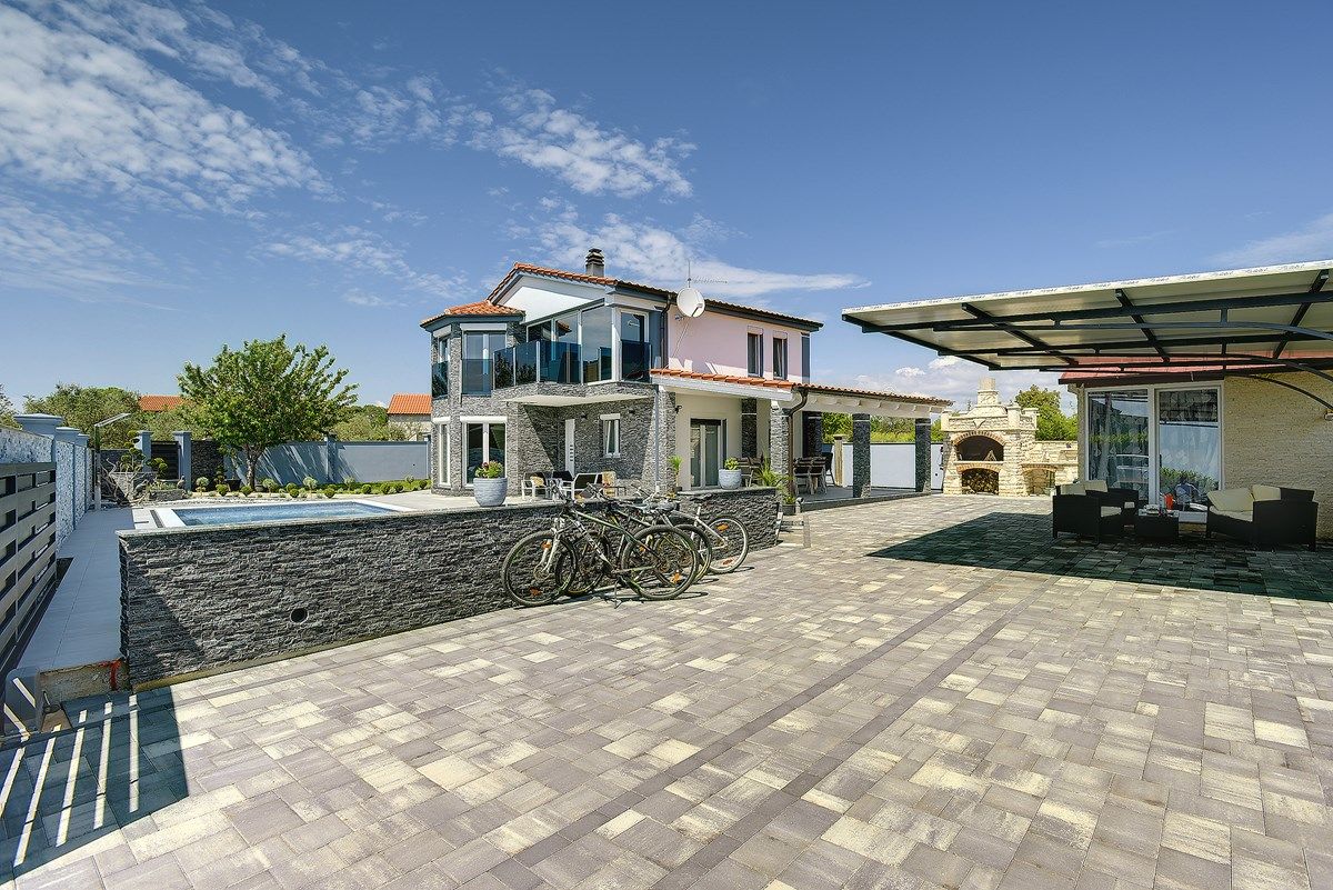 Villa Danijela K1