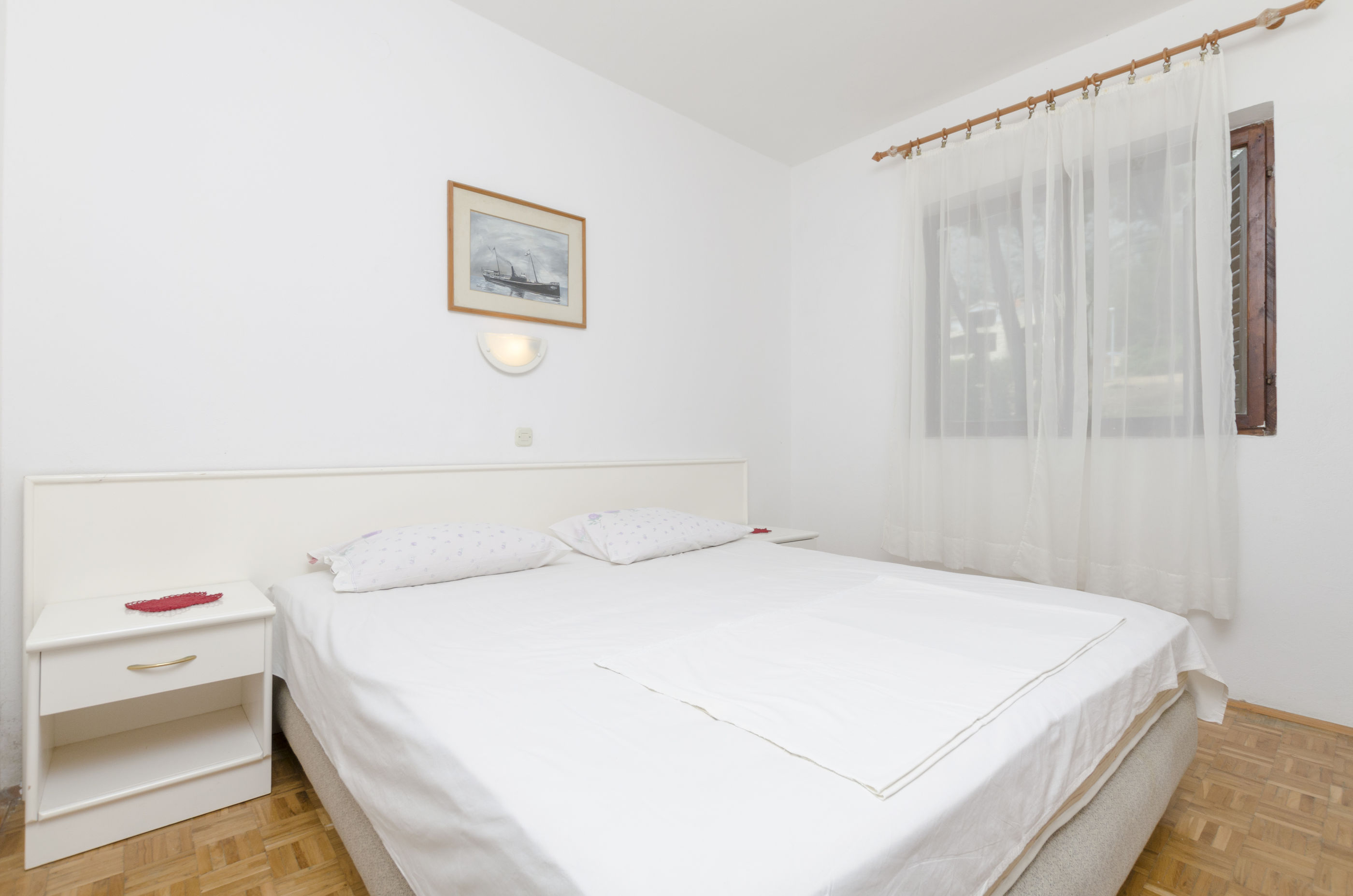 Apartments Tonin 18771-A2