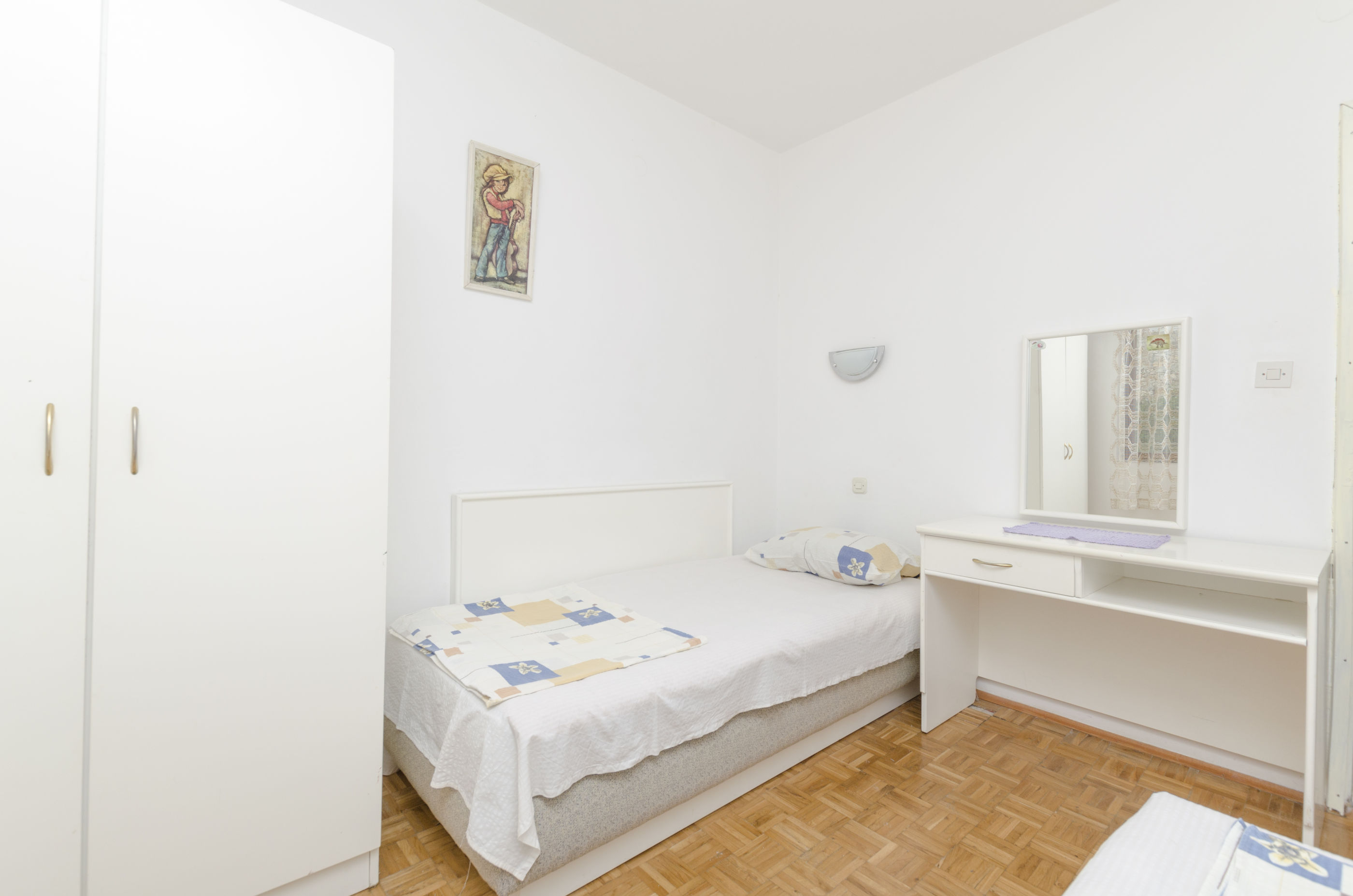 Apartments Tonin 18771-A2
