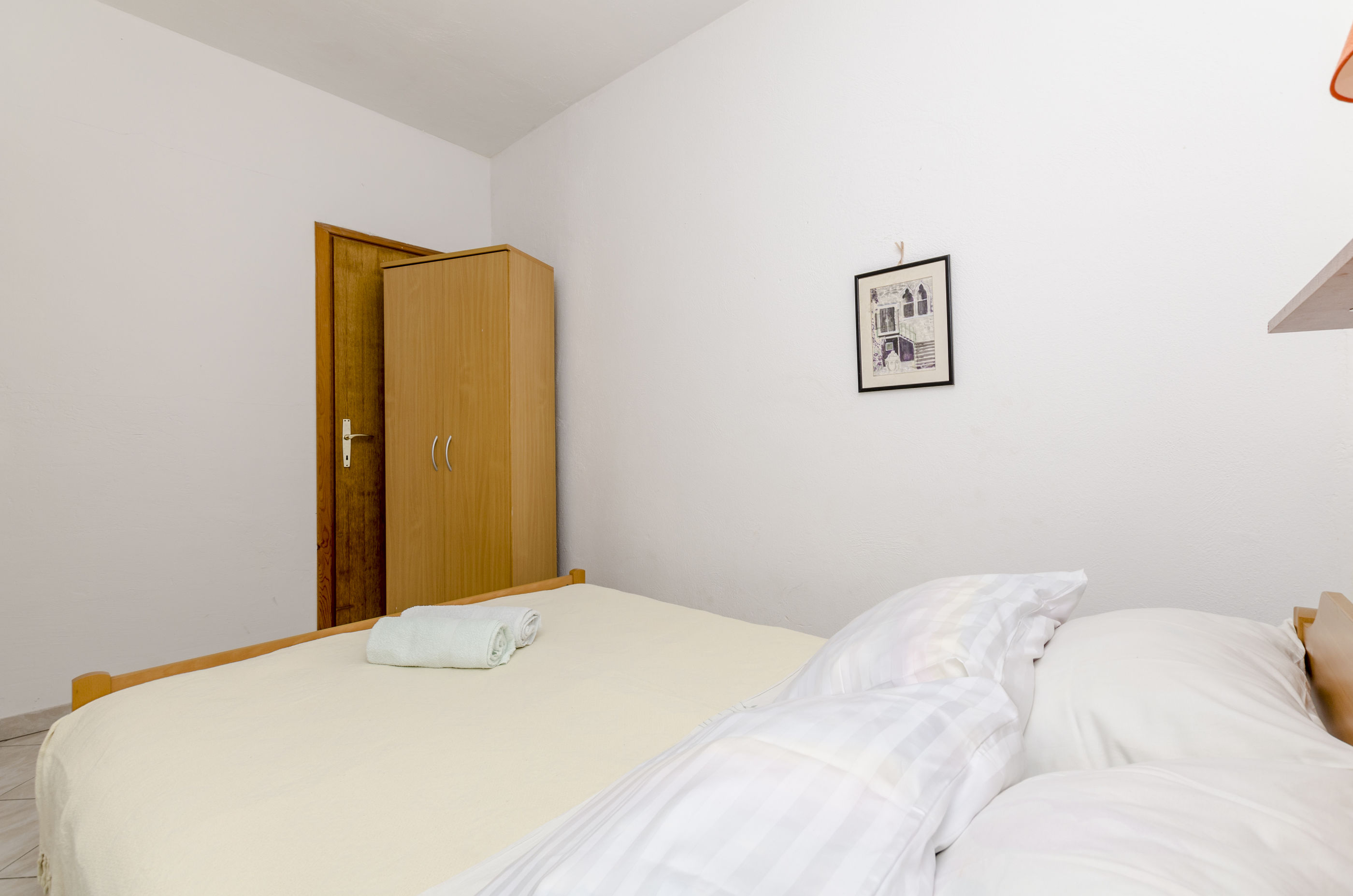 Apartments Helena 34021-A1