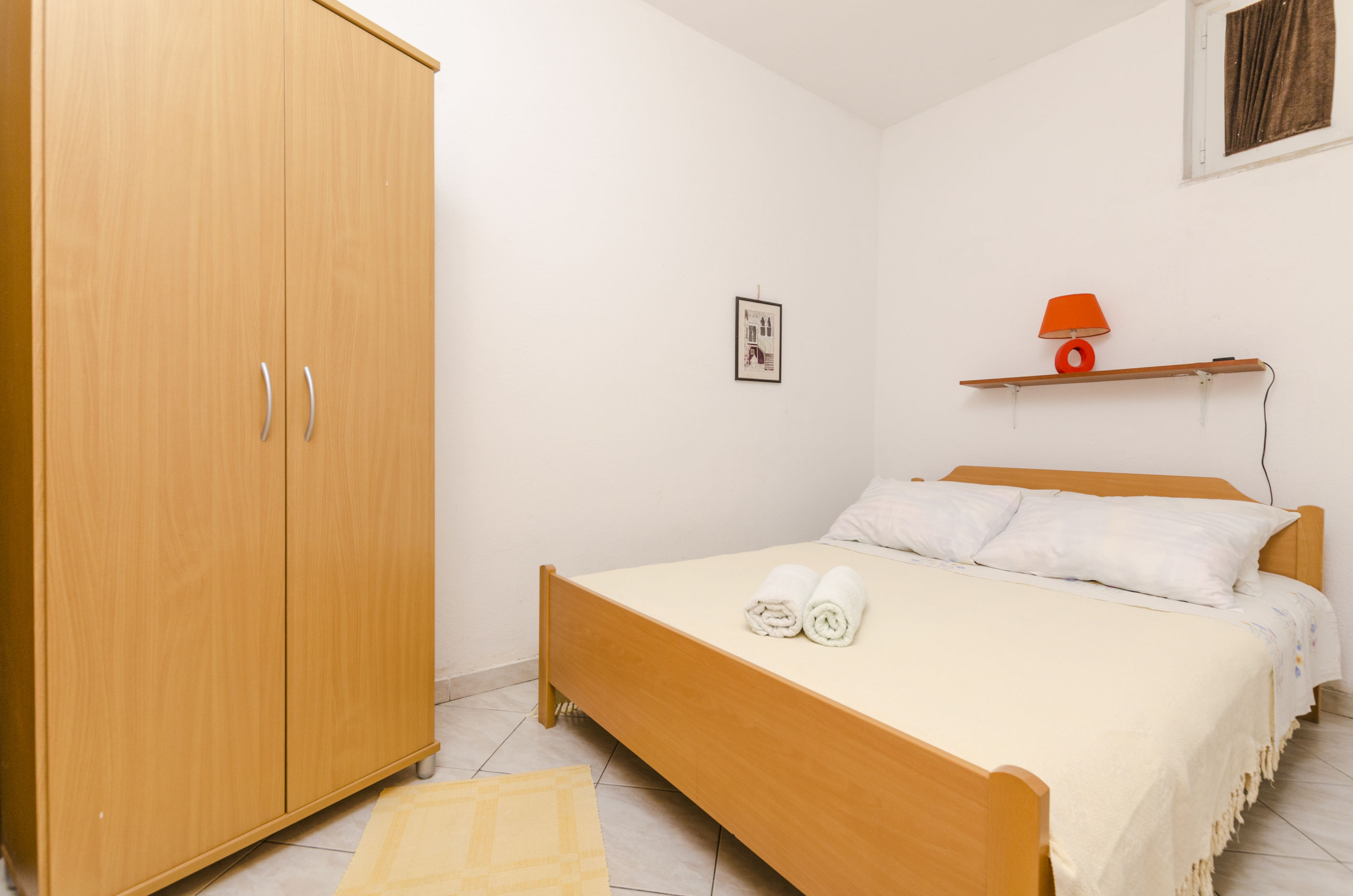 Apartments Helena 34021-A1