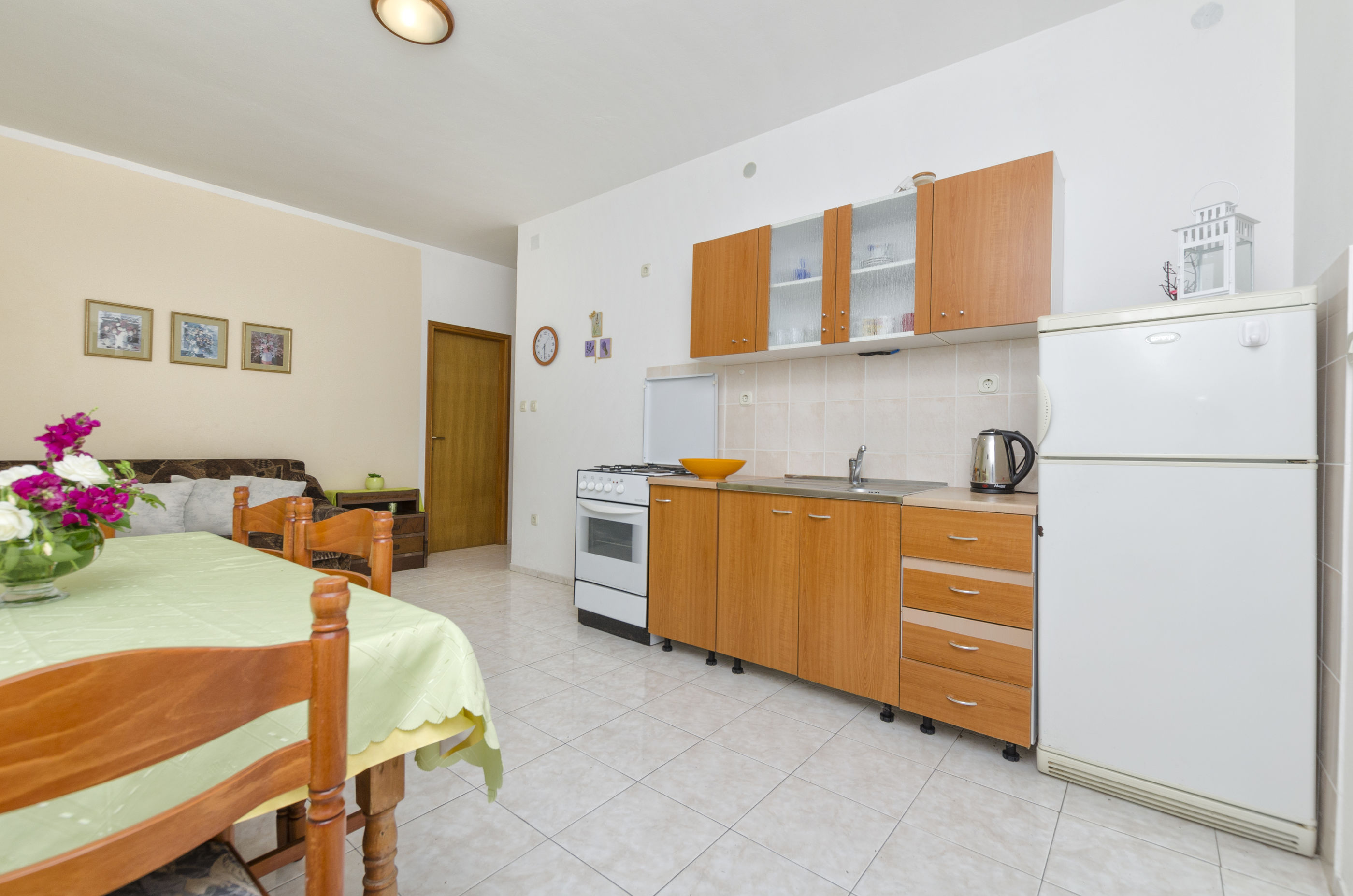 Apartments Helena 34021-A2