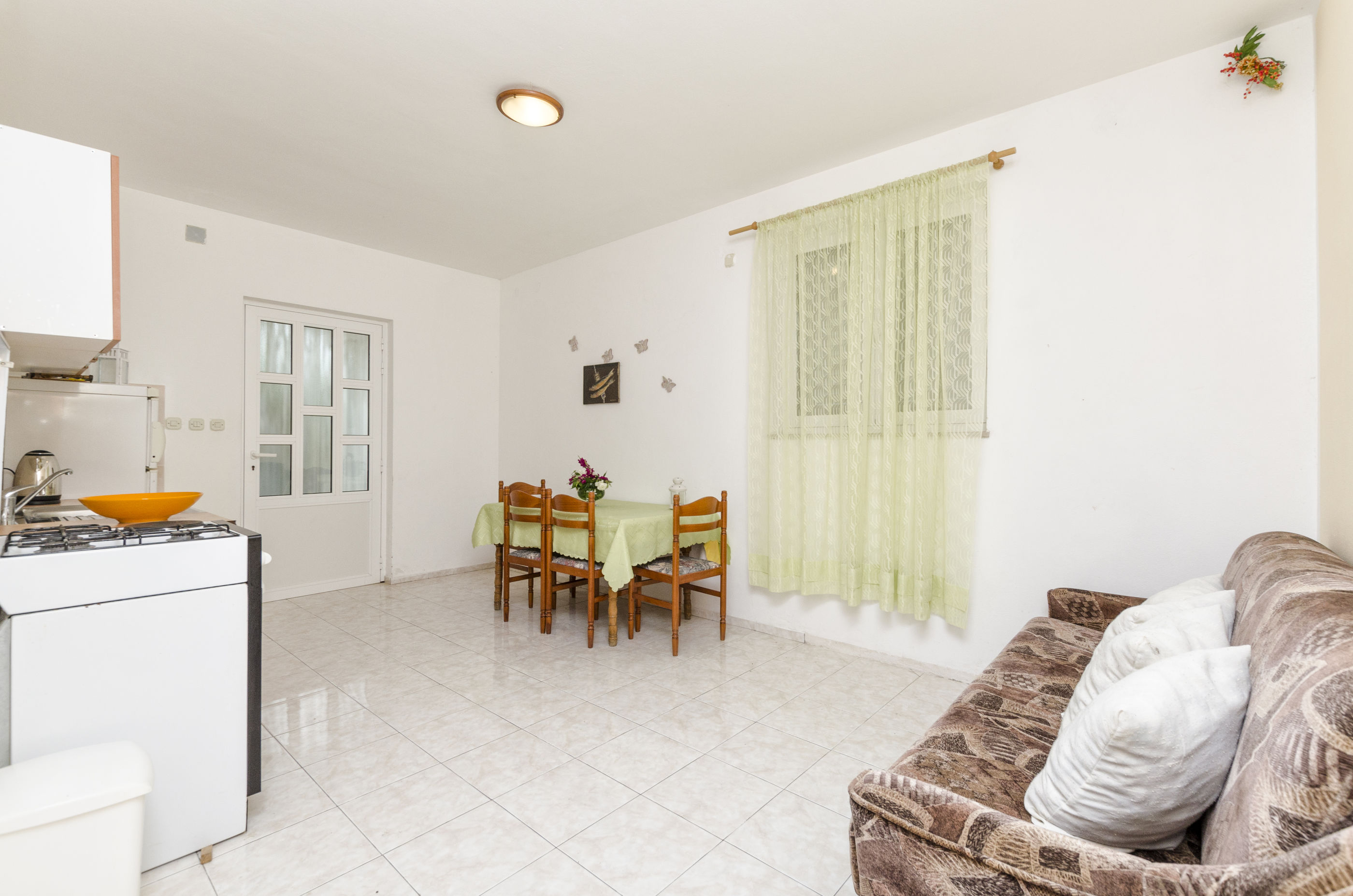 Apartments Helena 34021-A2