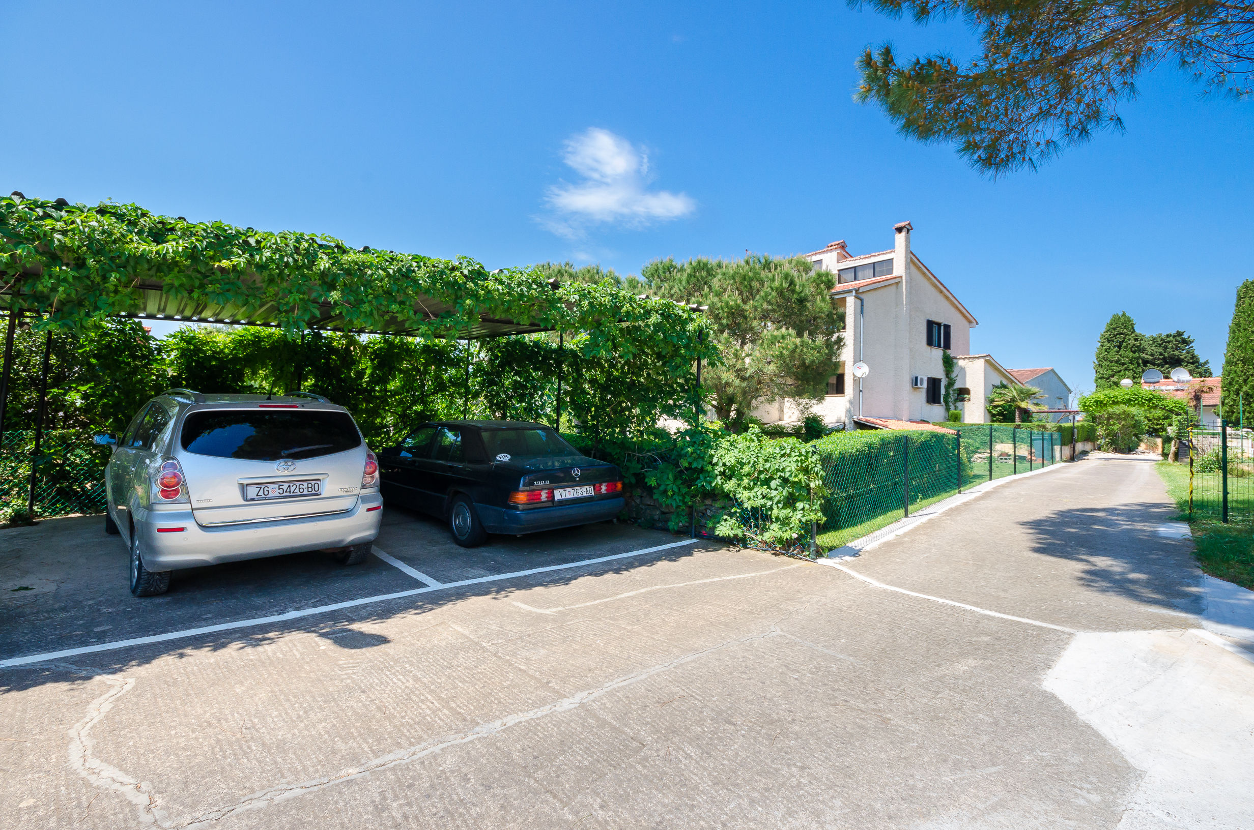 Apartments Dragutin 70501-A3