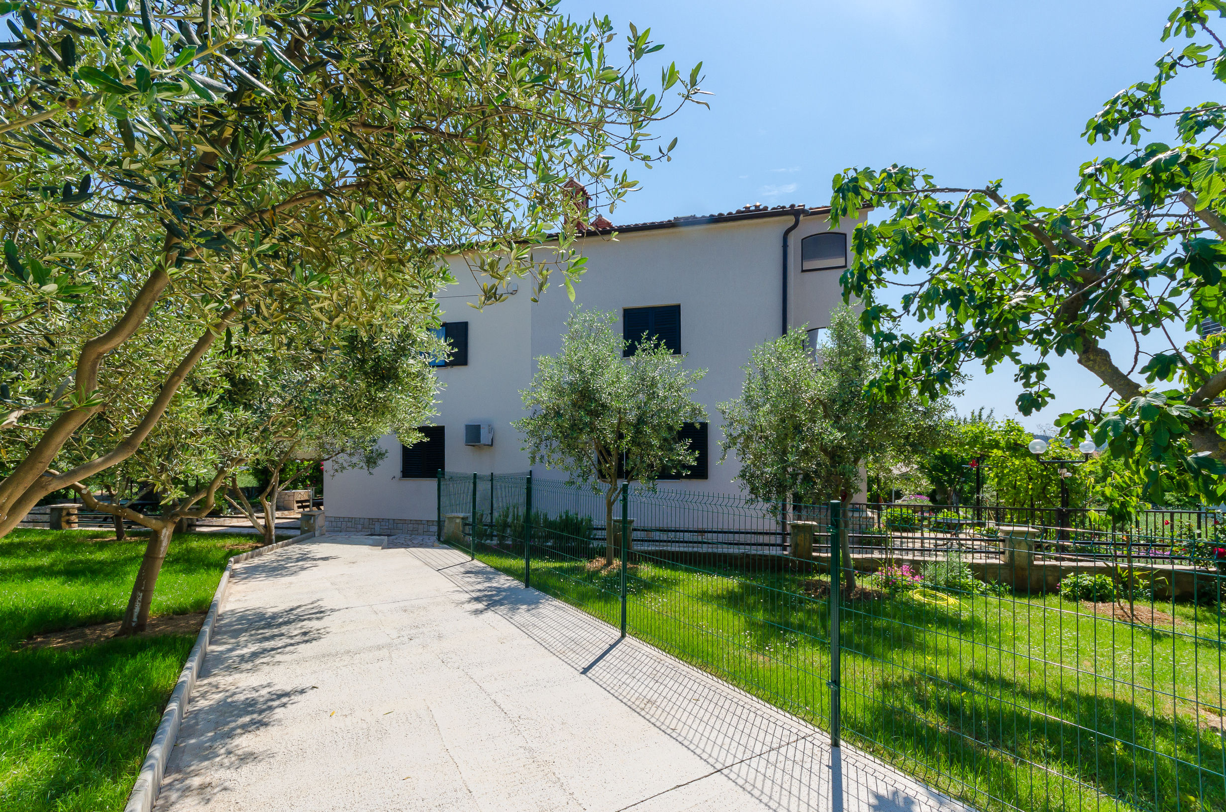 Apartments Dragutin Accommodation in Medulin