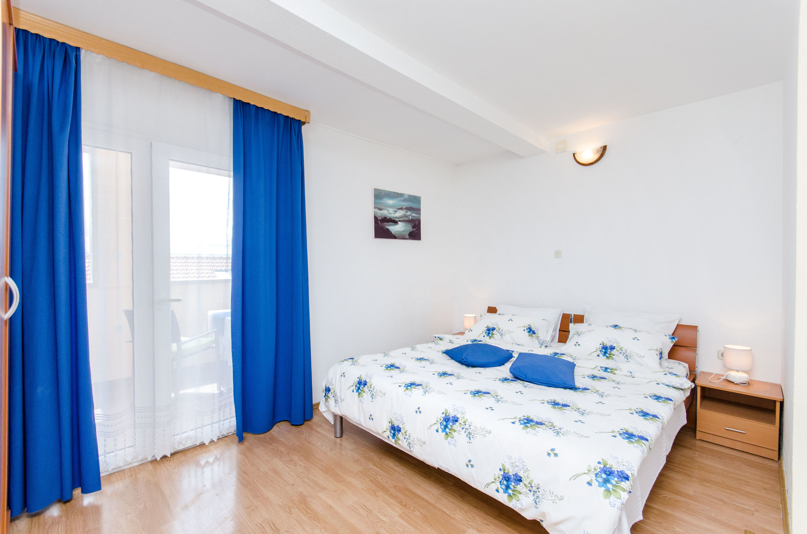 Apartments and Room Napoli 43631-A1