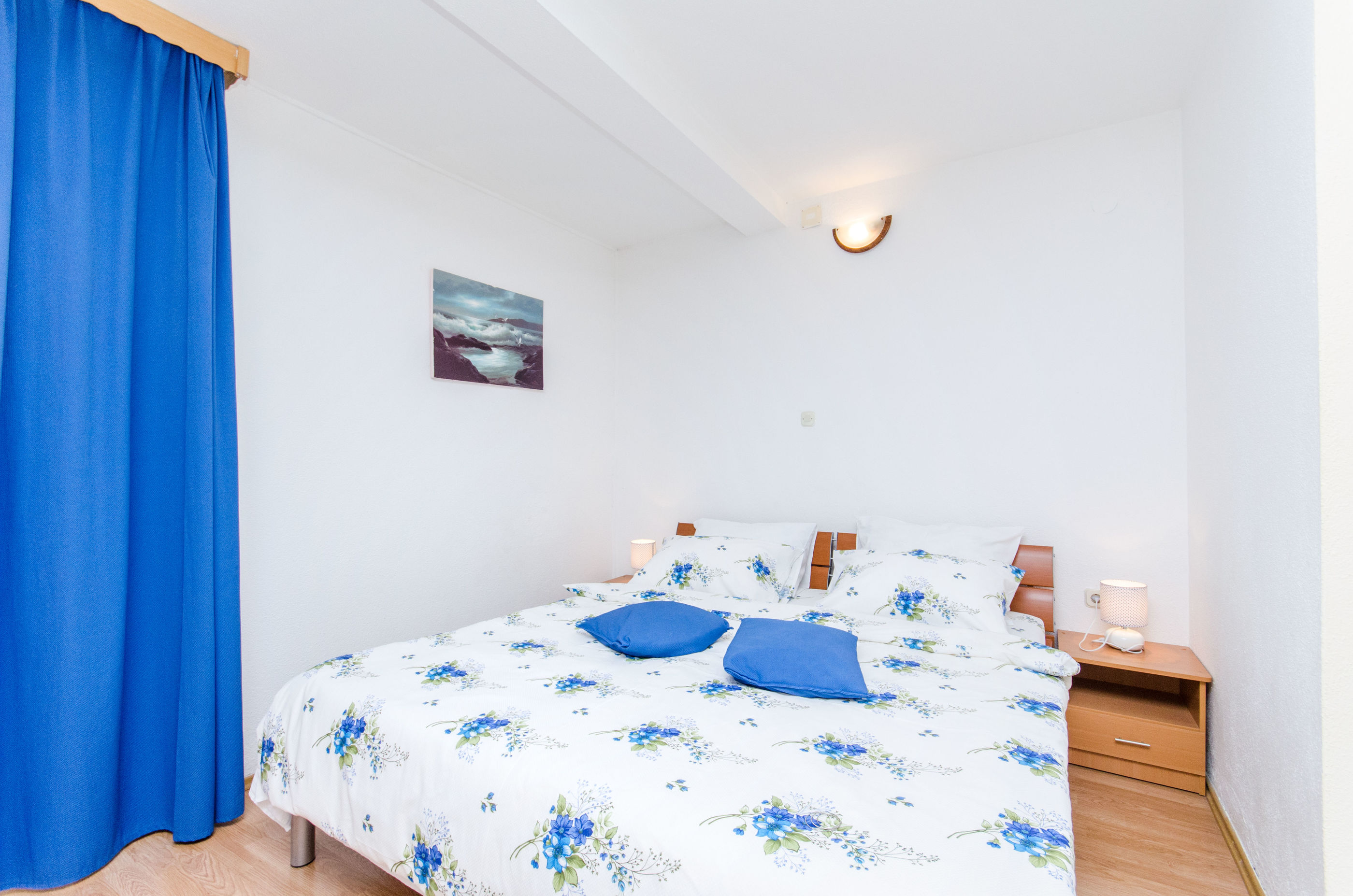 Apartments and Room Napoli 43631-A1