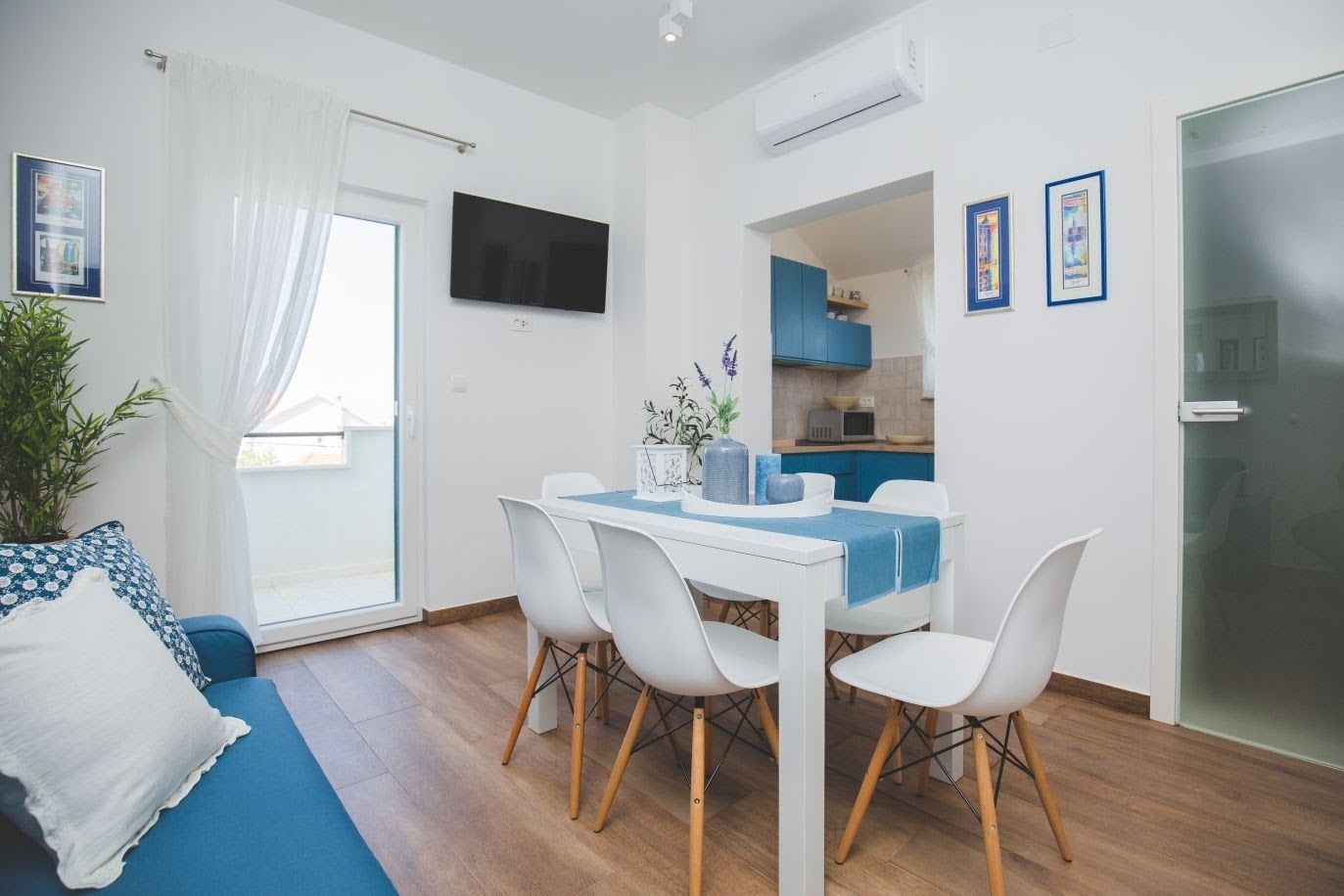 Apartments Salsa 51311-A2