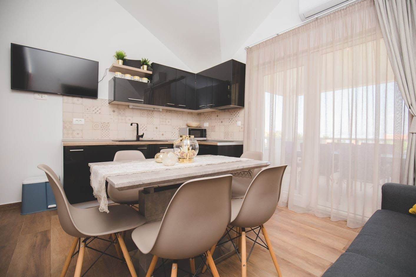 Apartments Salsa 51311-A1