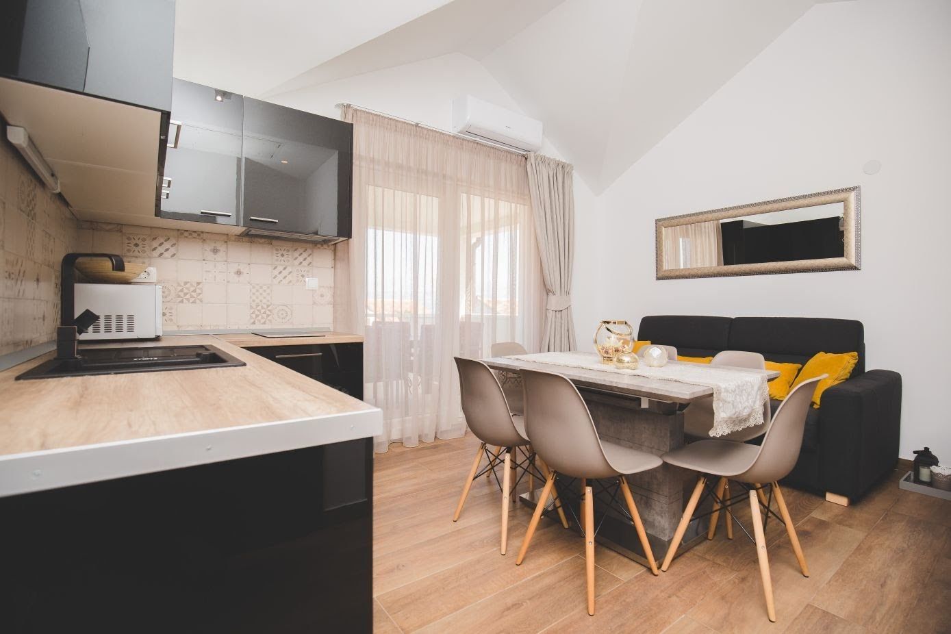 Apartments Salsa 51311-A1