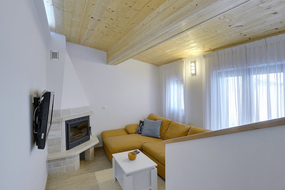 Villa Paola 73928-K1