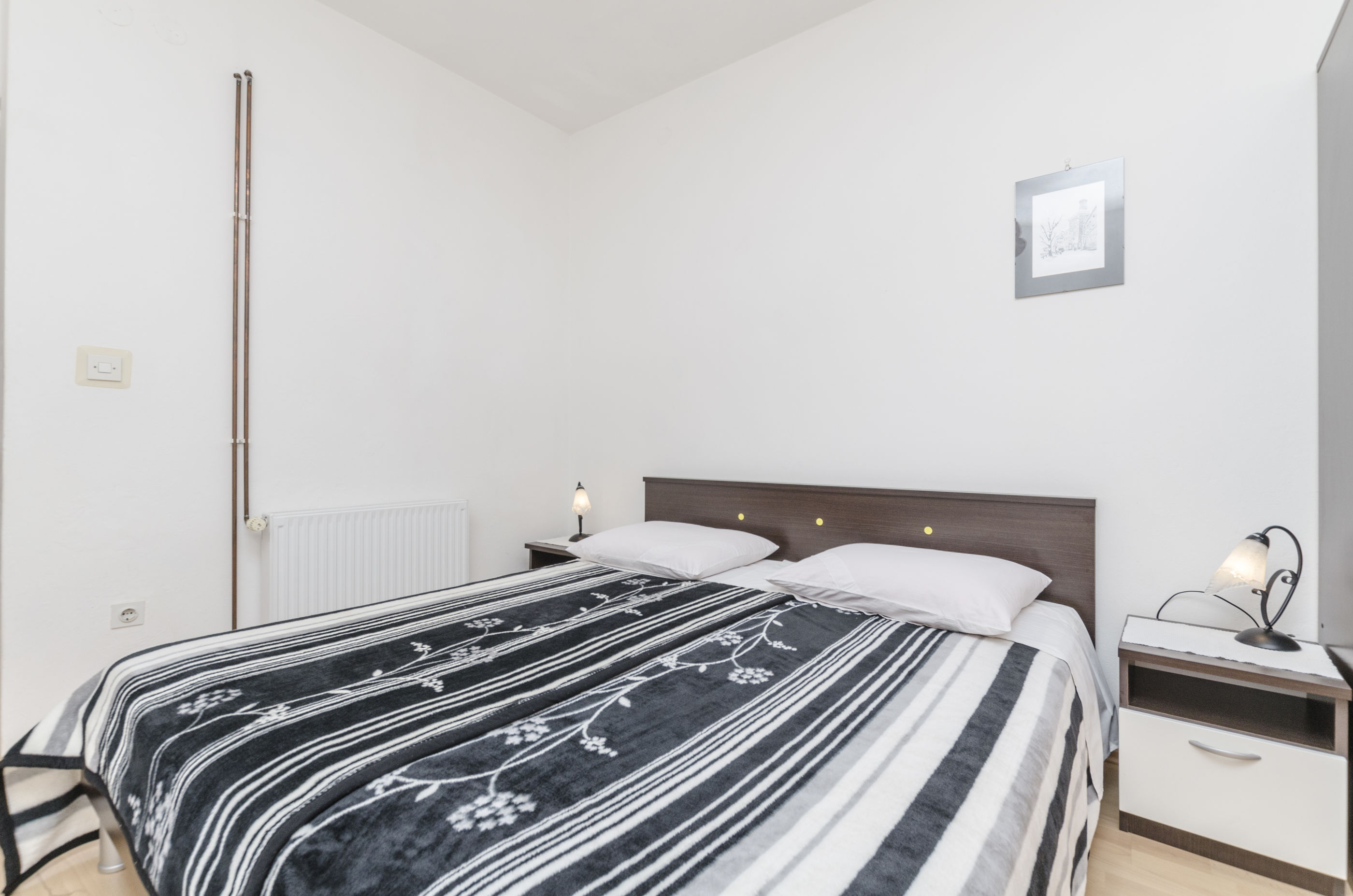 Apartments and Room Janja 50381-A3