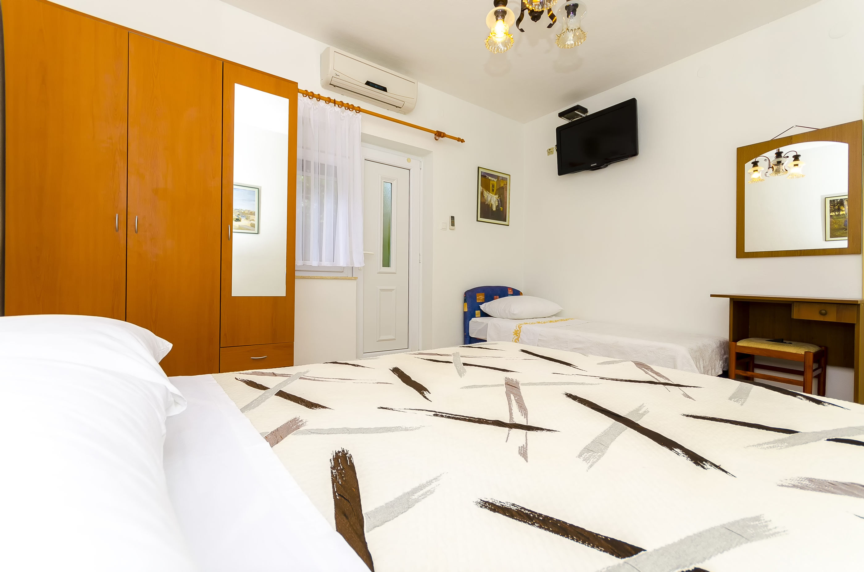 Apartments Vinko 43051-A3