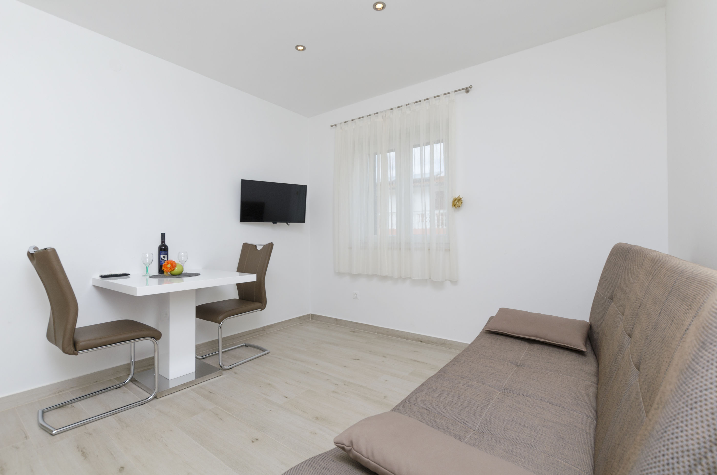 Apartments Danica 41345-A1