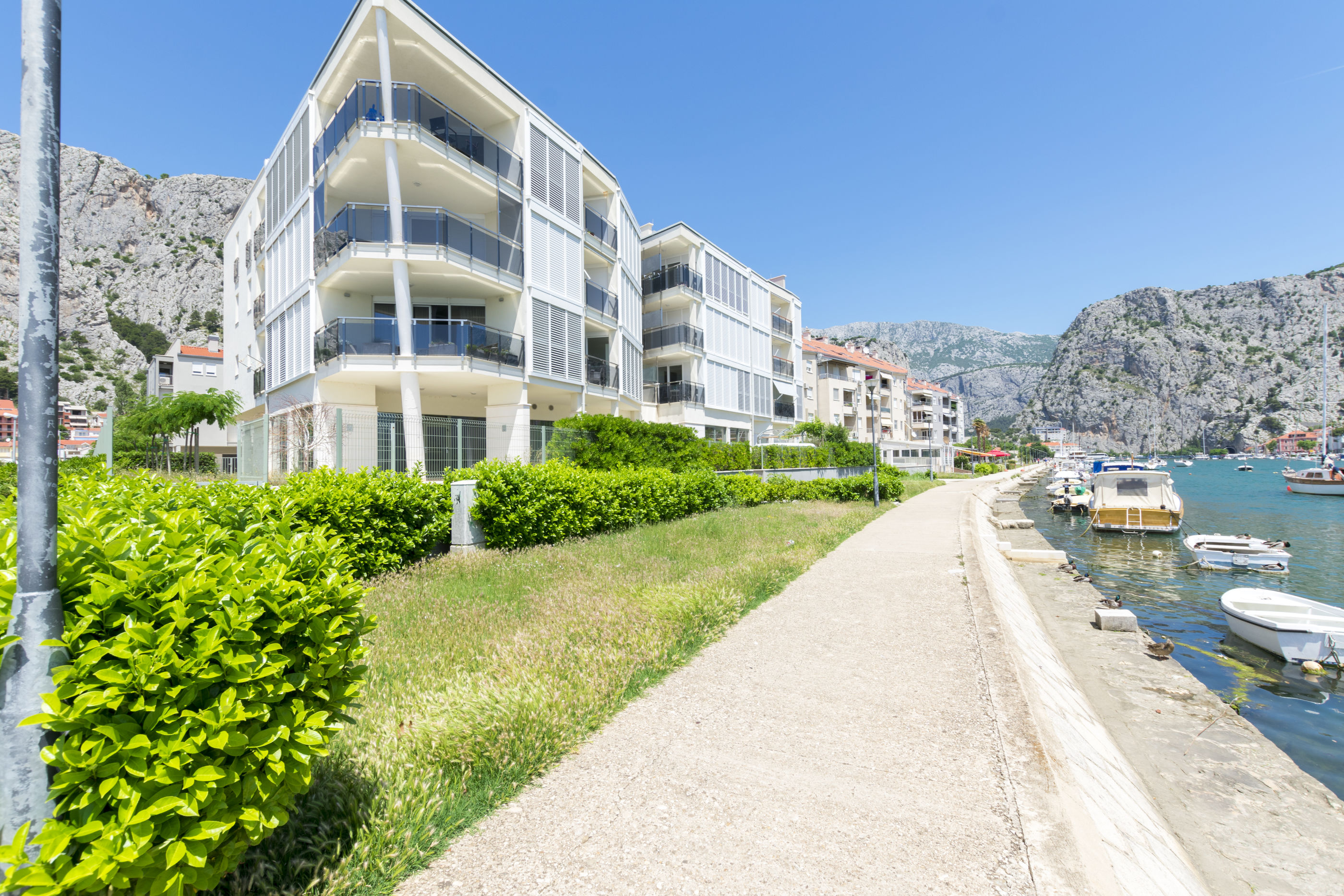 Apartment Ivanka 52621-A1