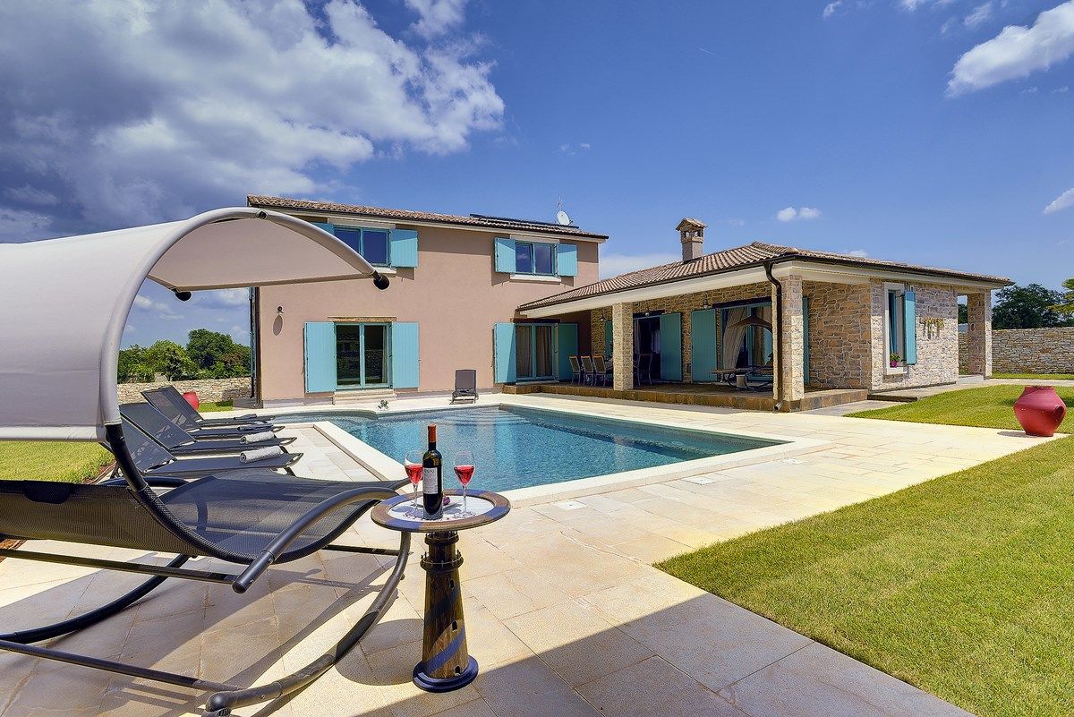 Villa Desire 73934-K1