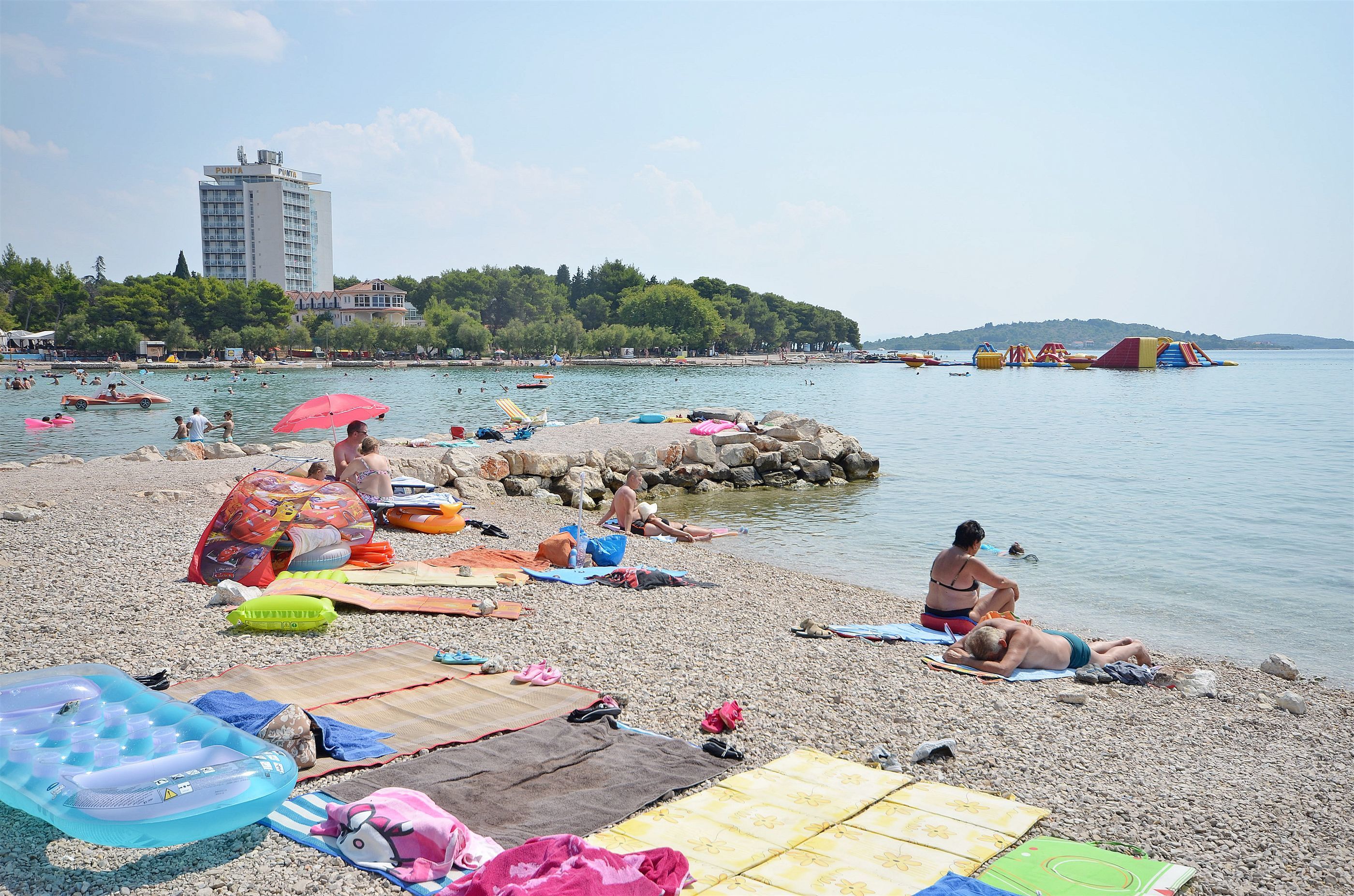 Apartments and Rooms On the Beach 10711-A2