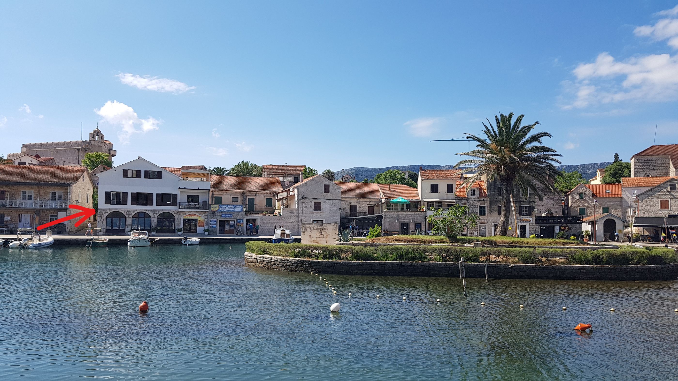 Apartments Jerko 16741-A2
