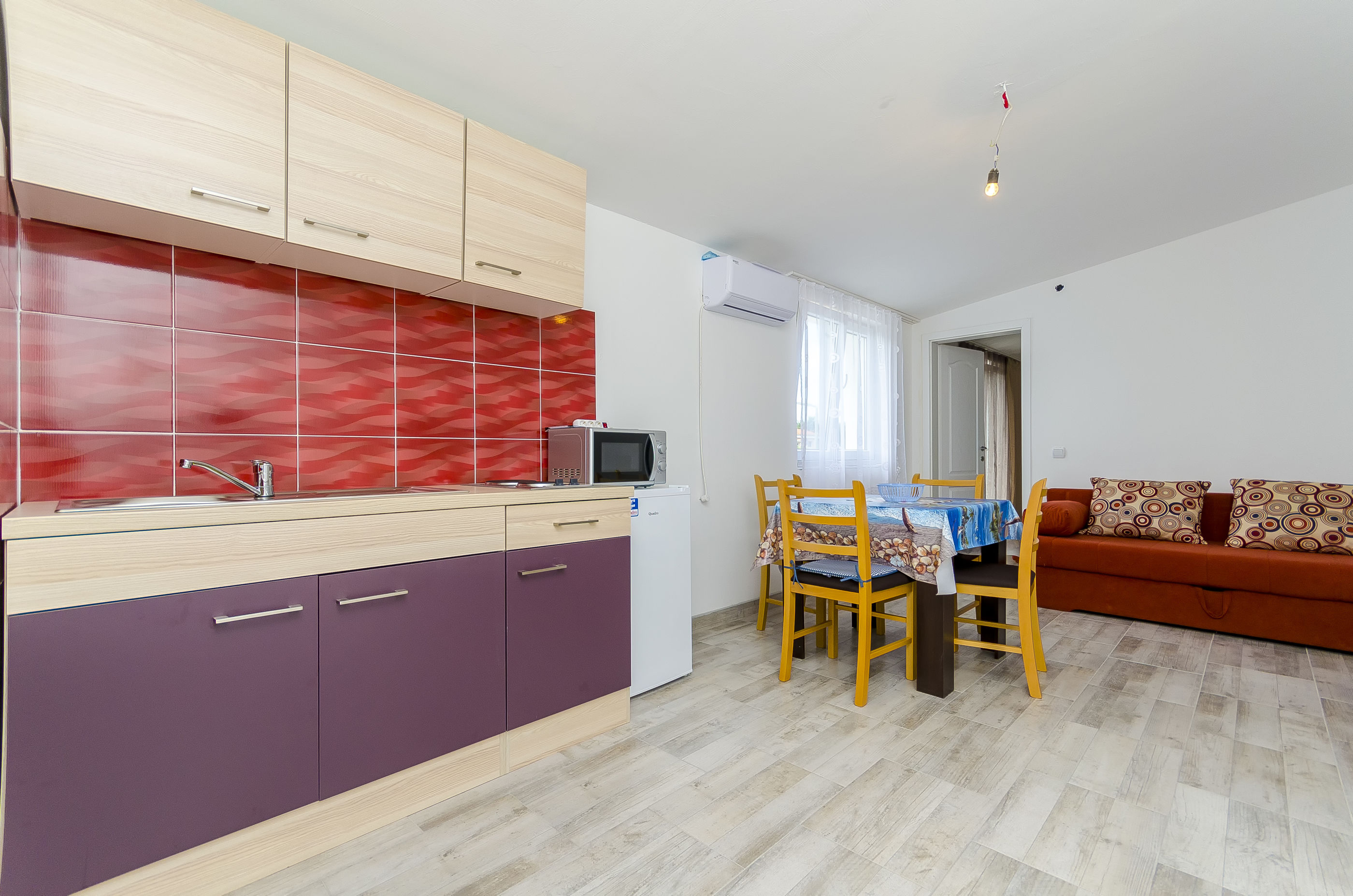 Apartments Mirko i Anda 38051-A1