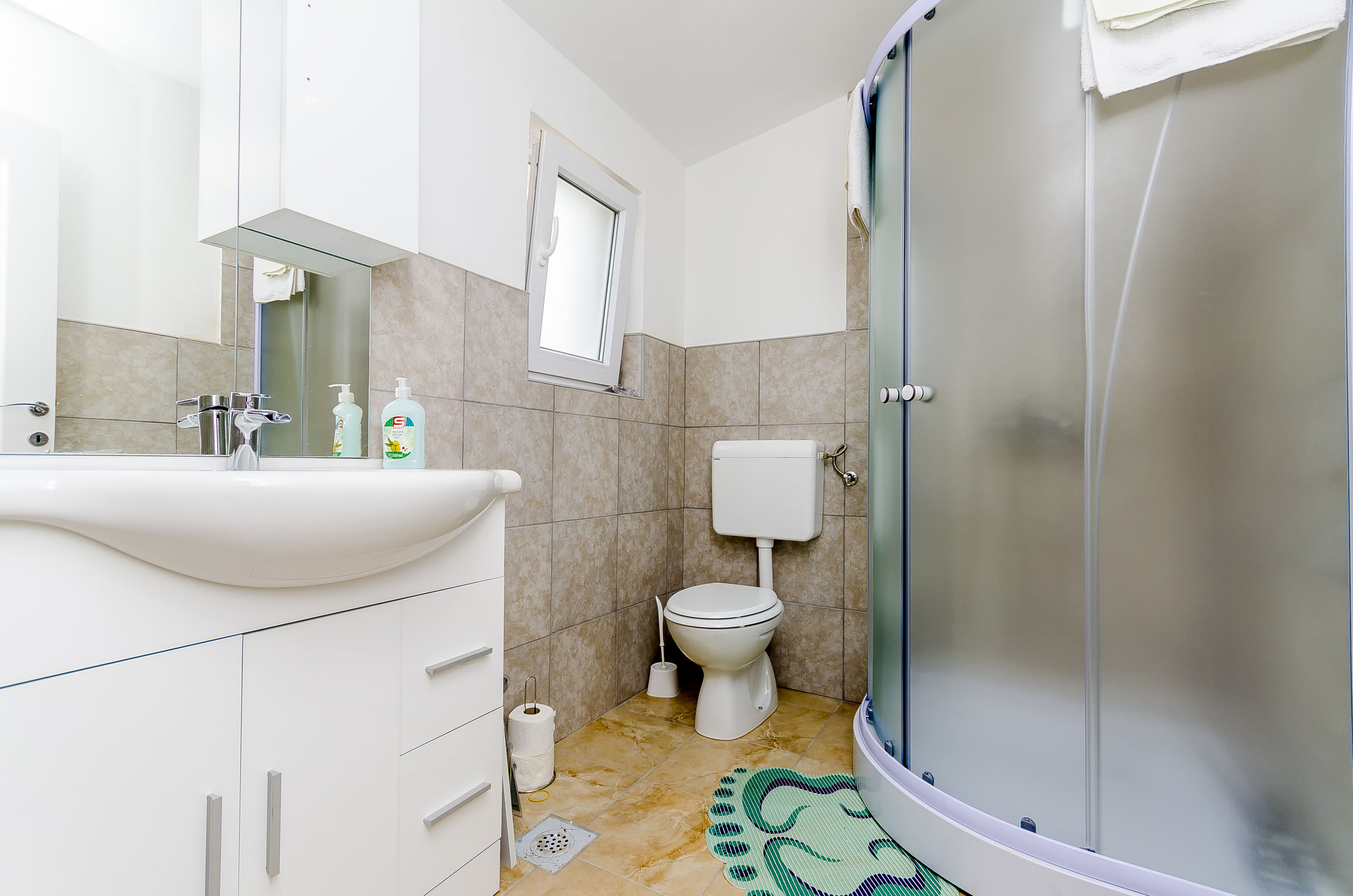 Apartments Mirko i Anda 38051-A2