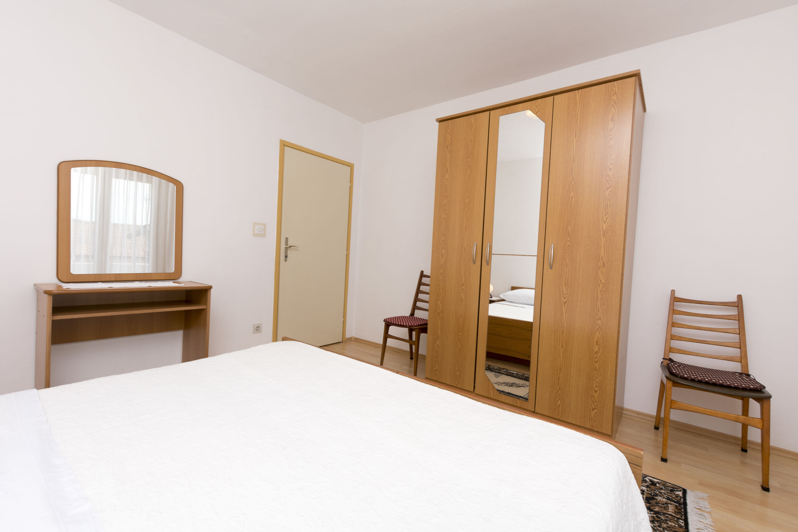 Apartments Visnja 41542-A2
