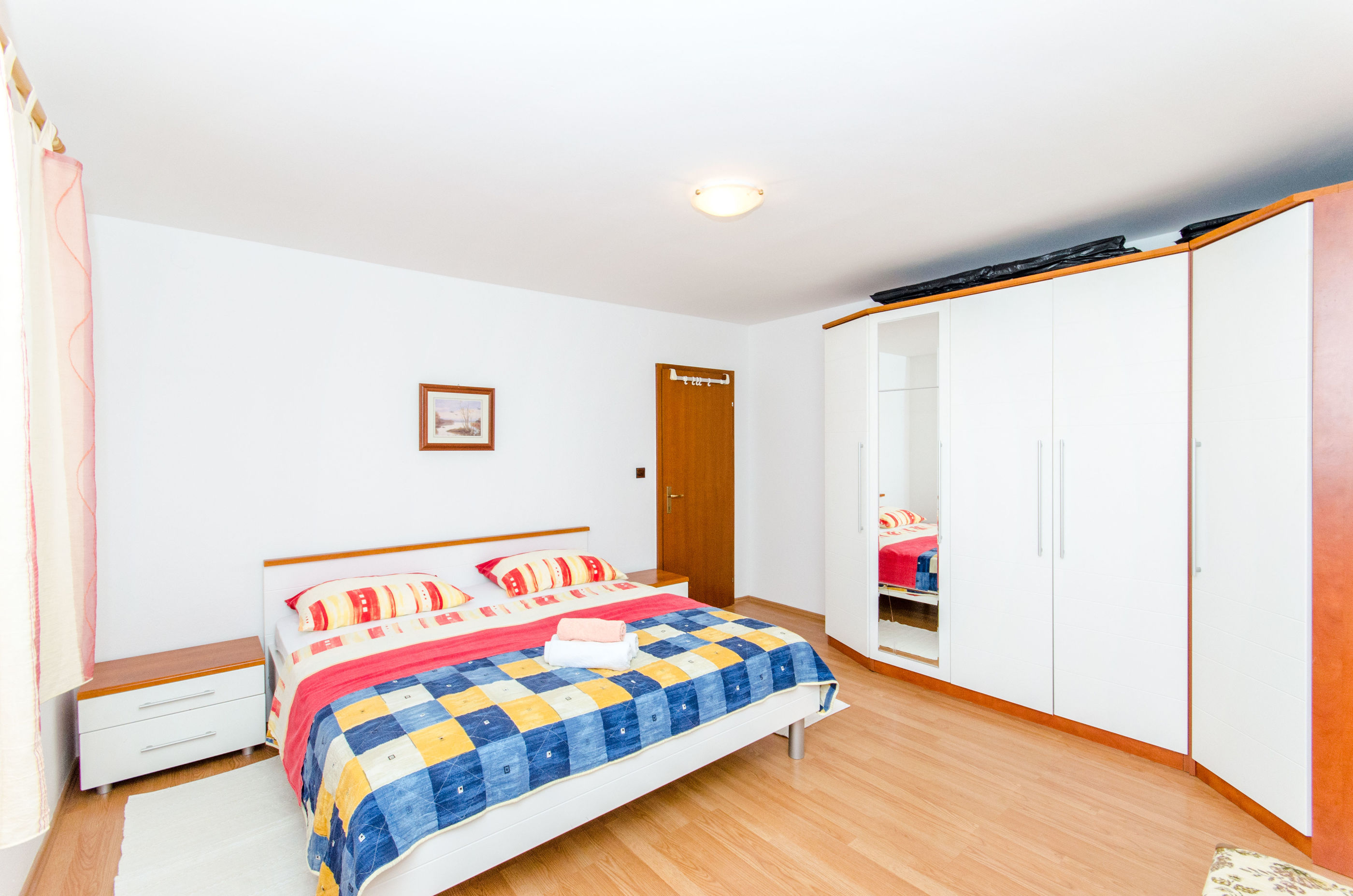 Apartments and Rooms Iva 47621-A15