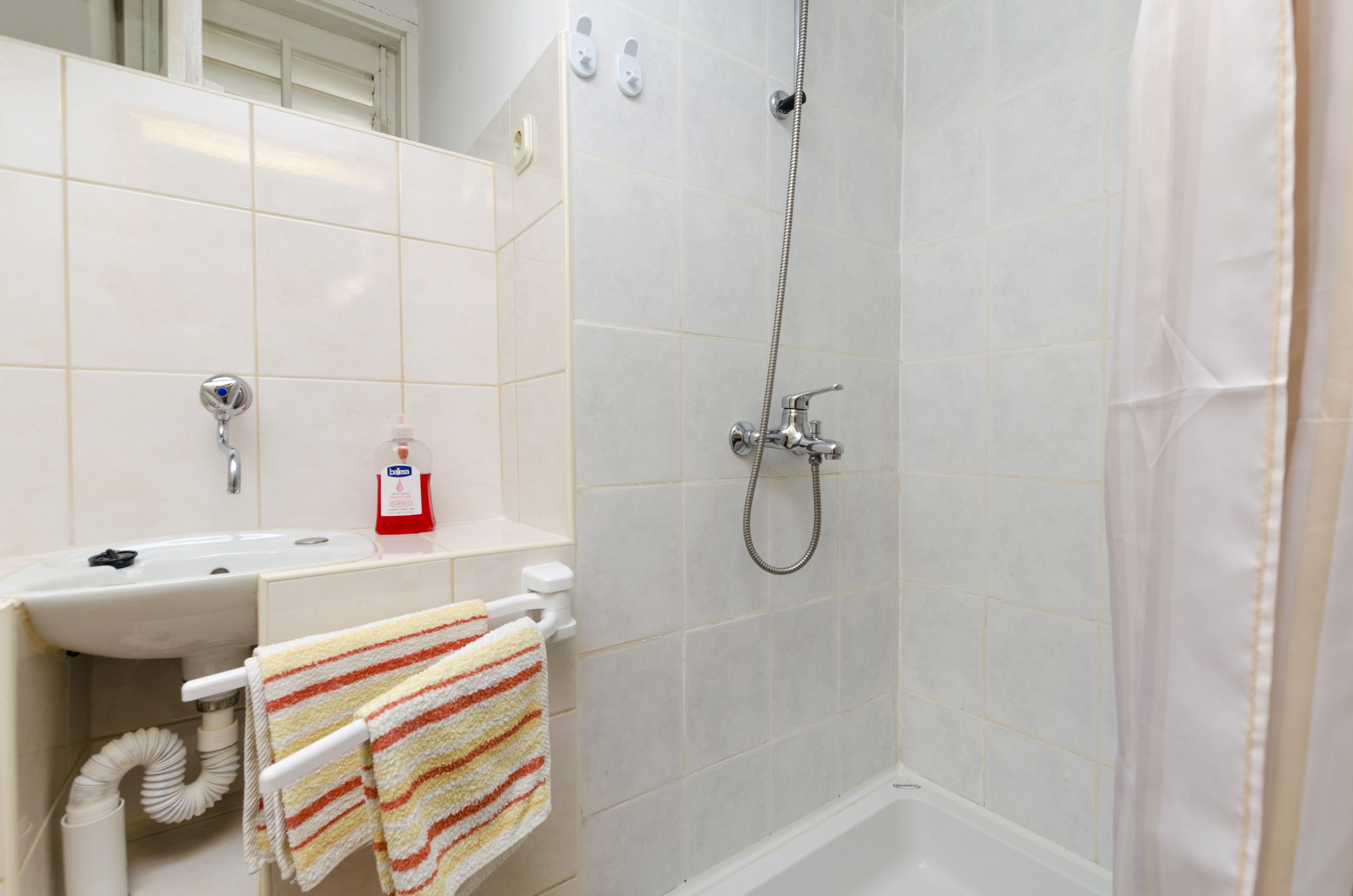 Apartments Visnja 41542-A1