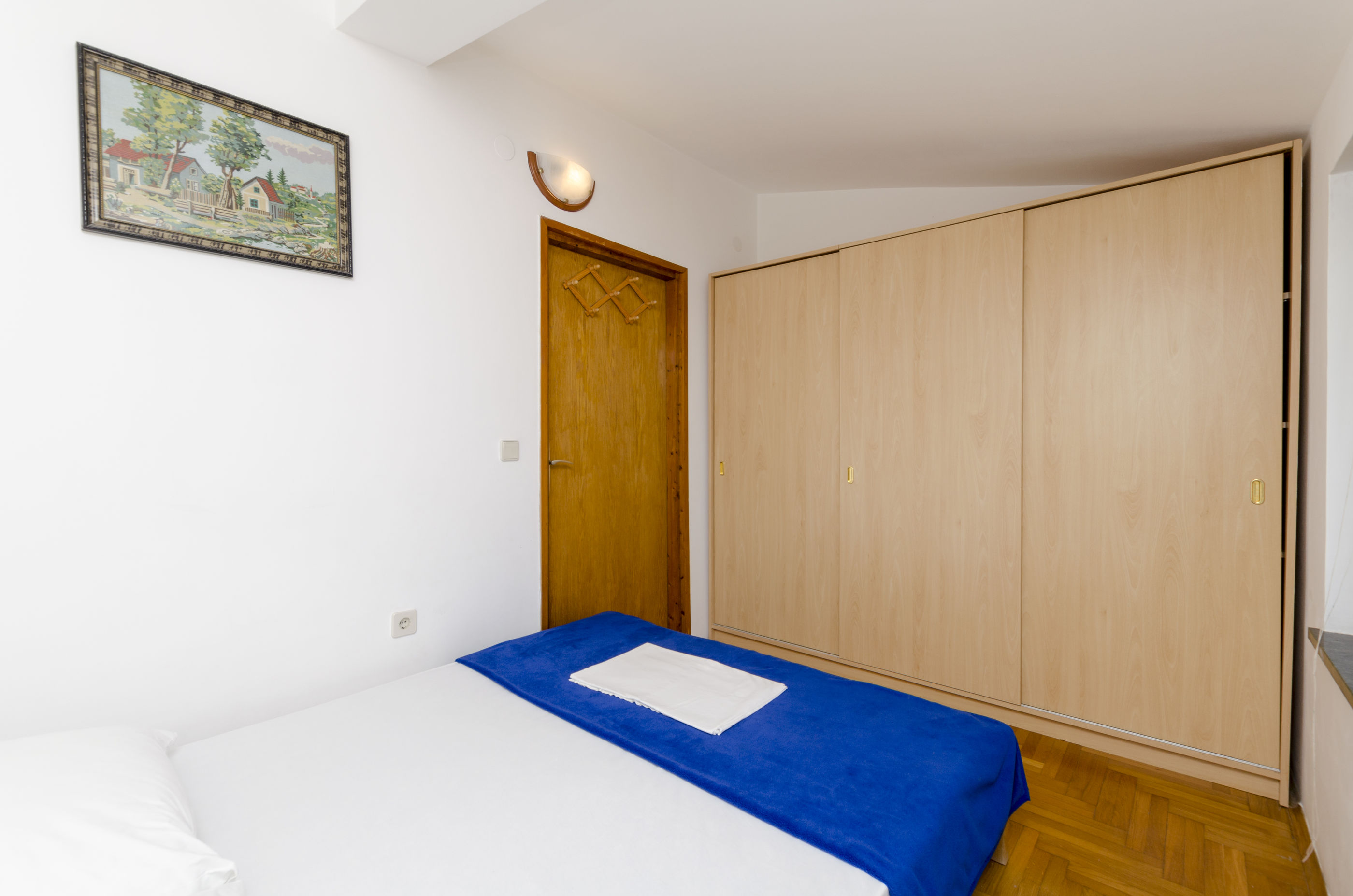 Apartments Mirko 40967-A1