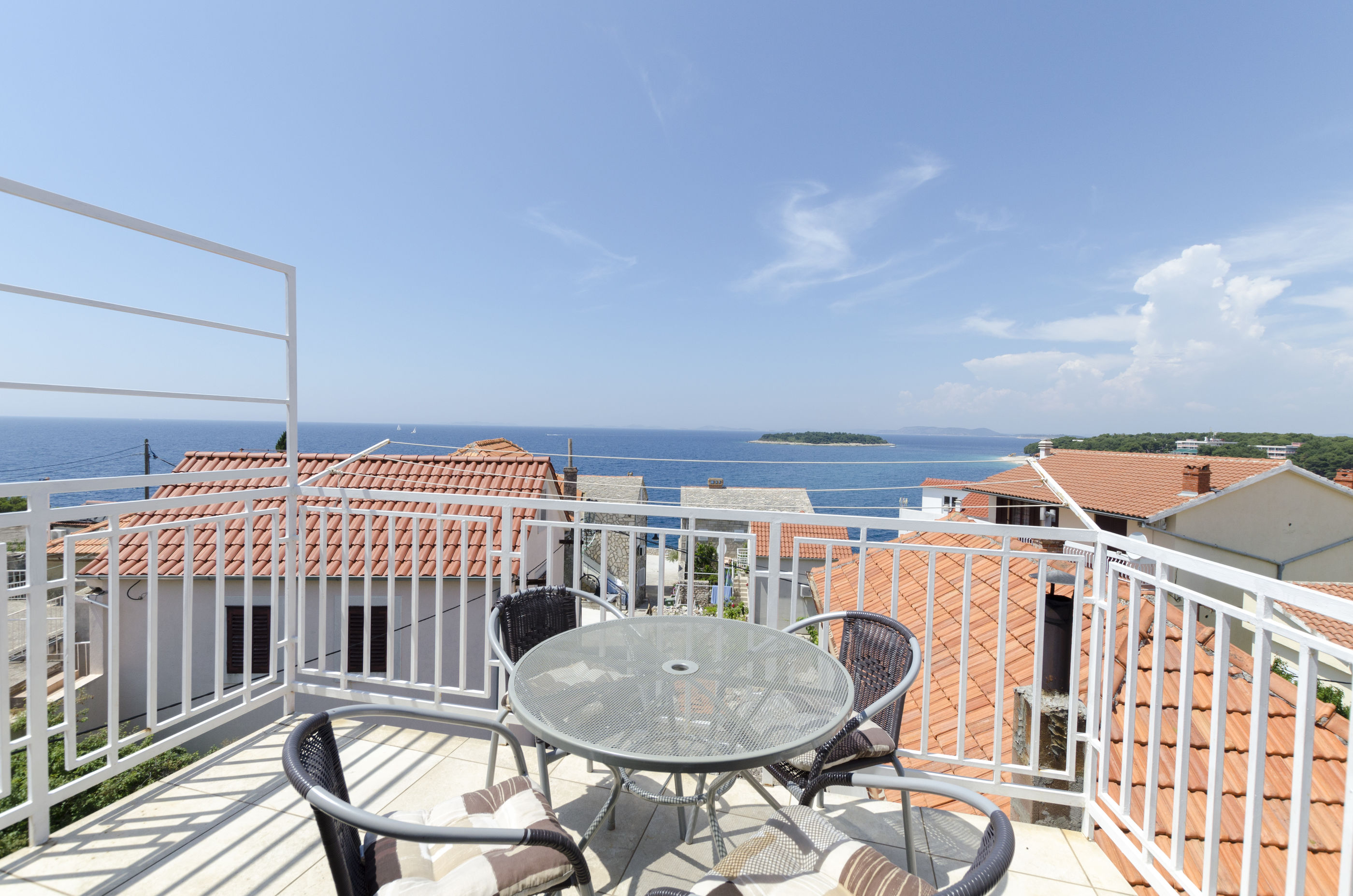 Apartments Mirko 40967-A1